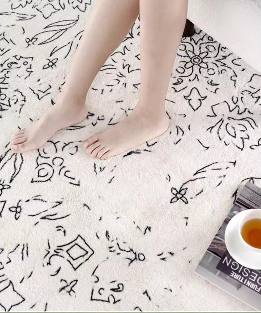 Black Beige Brown Floral Print Irregular Shaped Rug Modern Minimalist Cozy Rugs