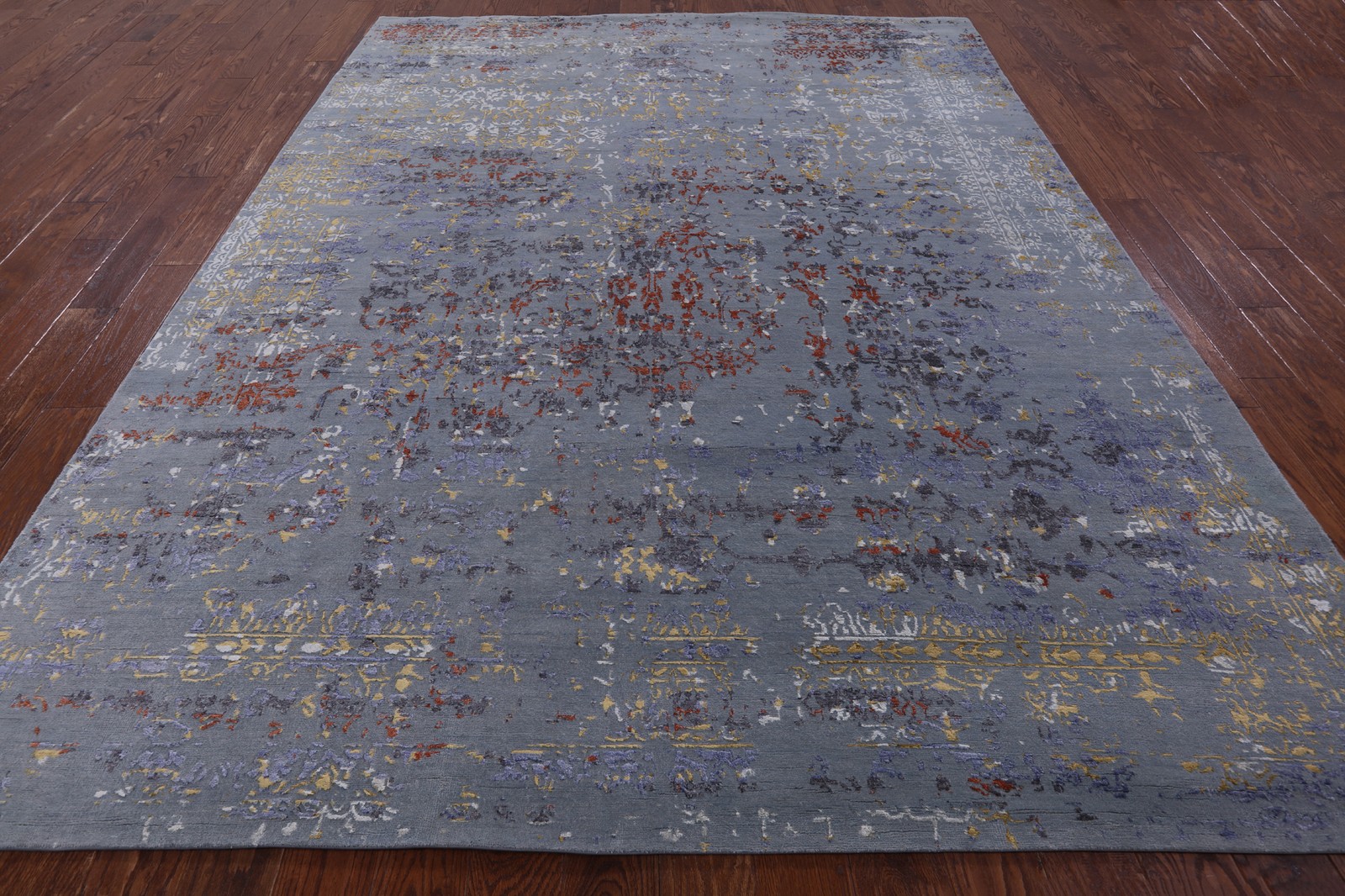 7′ 9″ X 10′ 2″ Traditional Wool & Silk Handmade Rug – Q7092