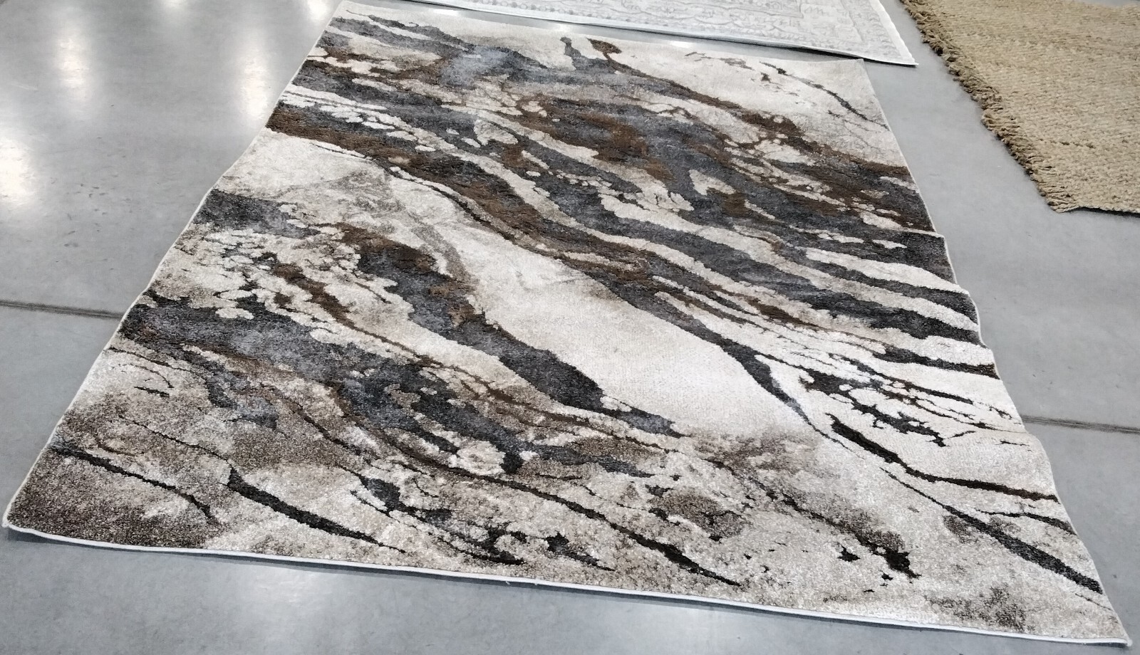 DARK GREY / BEIGE 6′-7″ X 9′ Back Stain Rug, Reduced Price 1172745746 PFC865F-6