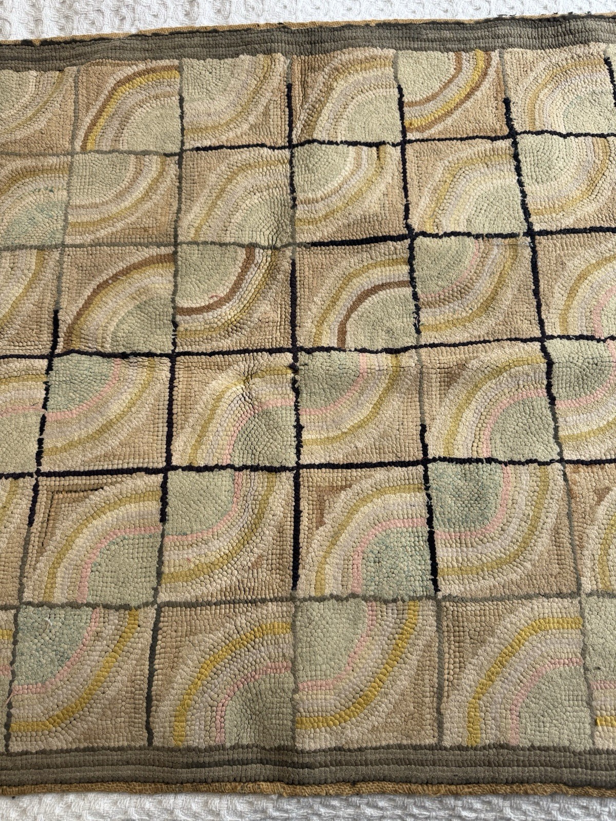 Vintage Handmade Rug 4’x29.5” Hooked Loop Cottage Shabby Country Farmhouse