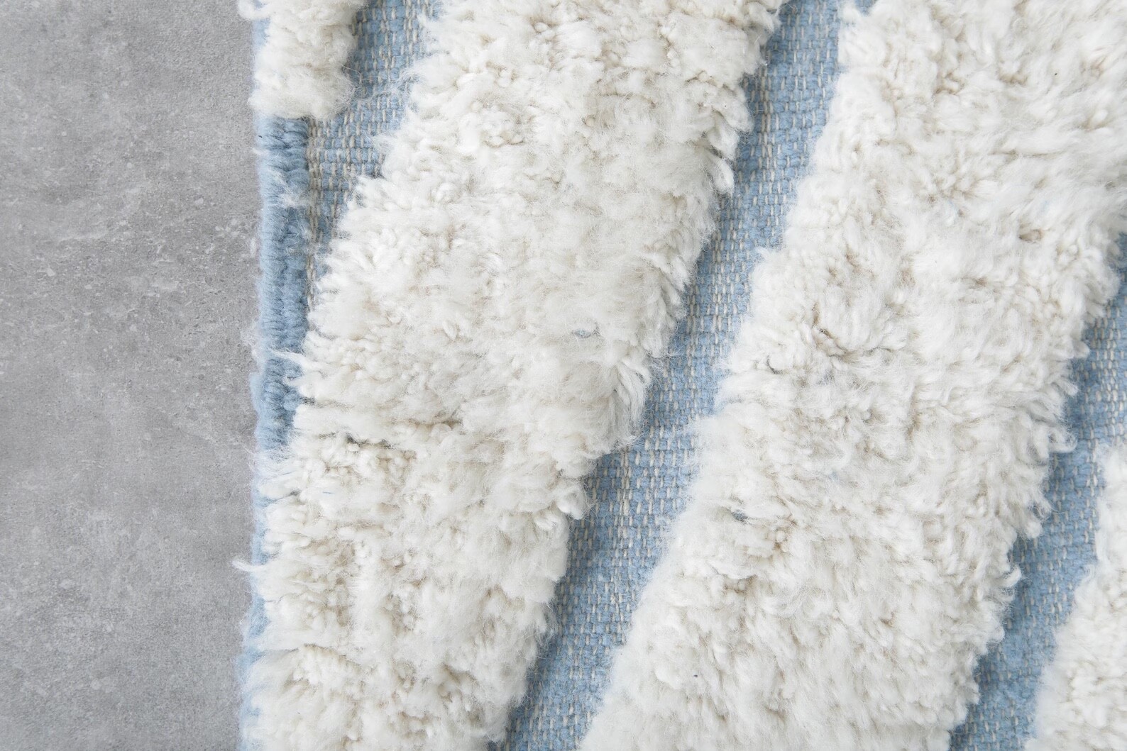white moroccan rug, handmade berber Blue rug, beni ourain Blue Natural wool A1