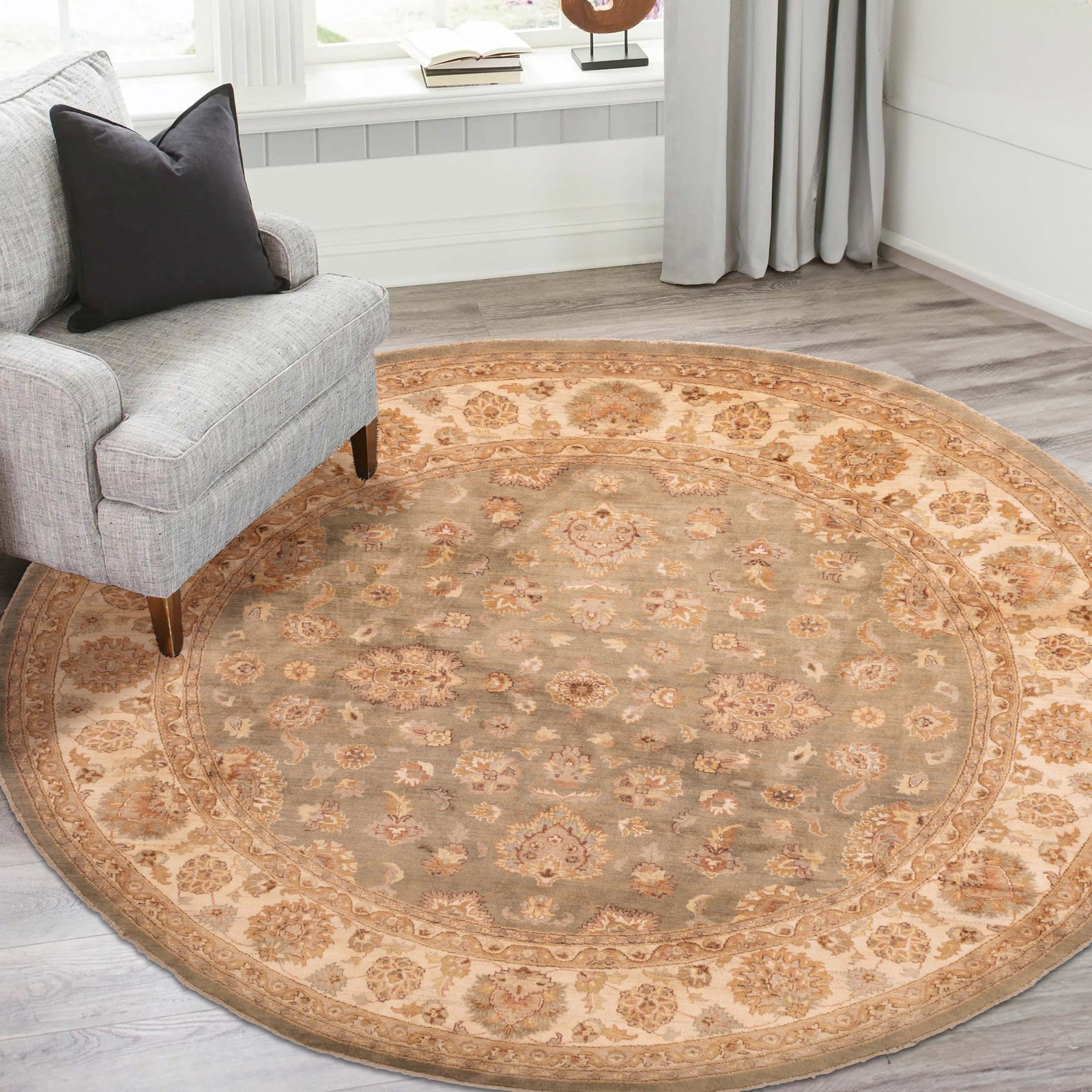 Vintage 10’1″ x 9’10” Traditional Hand Knotted Vegetable Dye Wool Area Rug
