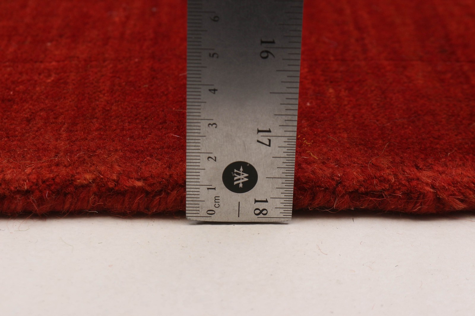 Traditional Hand loomed Oriental Carpet 4’6″ x 6’4″ Wool Area Rug