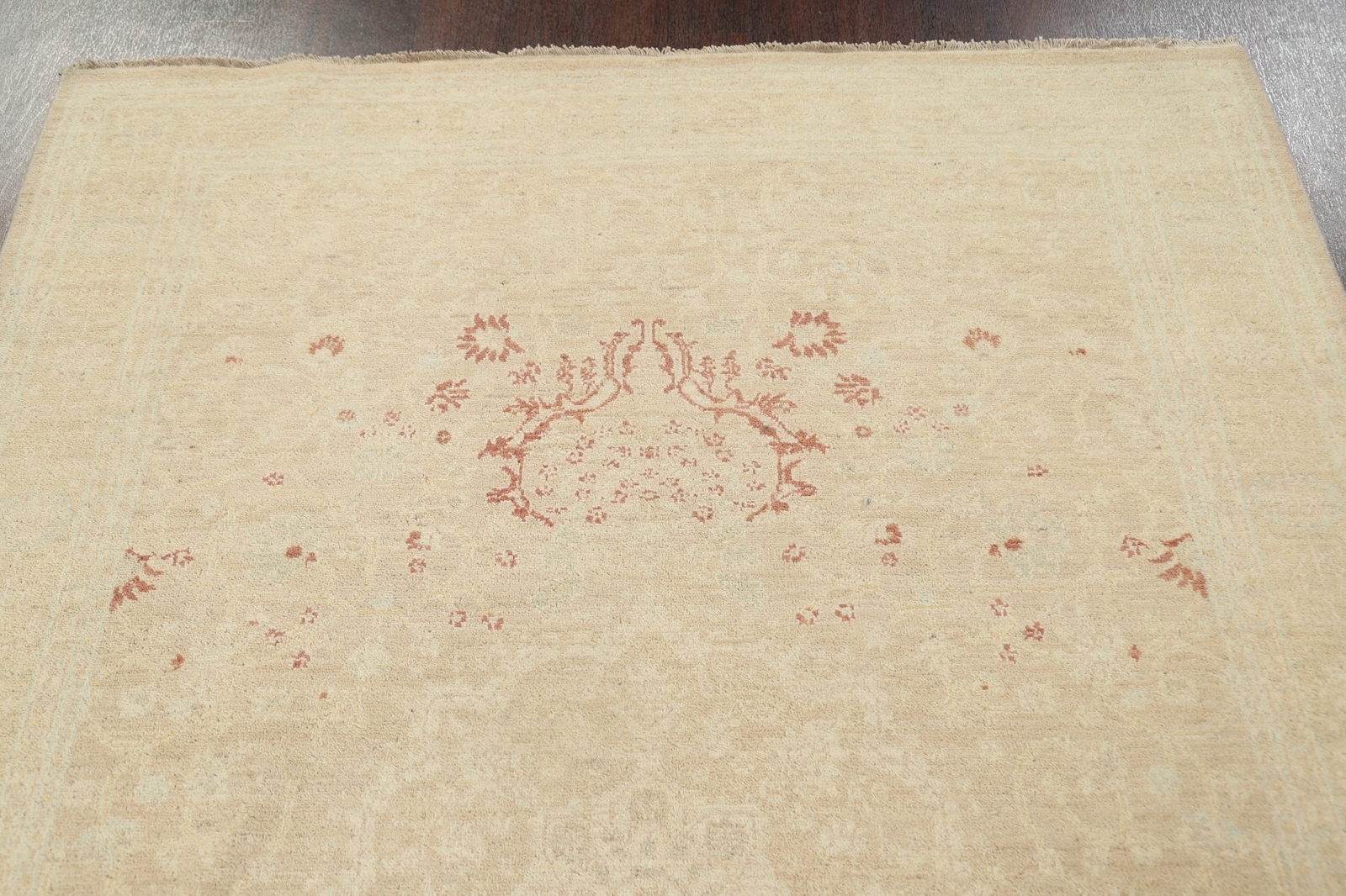 Exquisite Chobi Peshawar Pakistani Wool Rug Bedroom 6×8 ft Beige Carpet