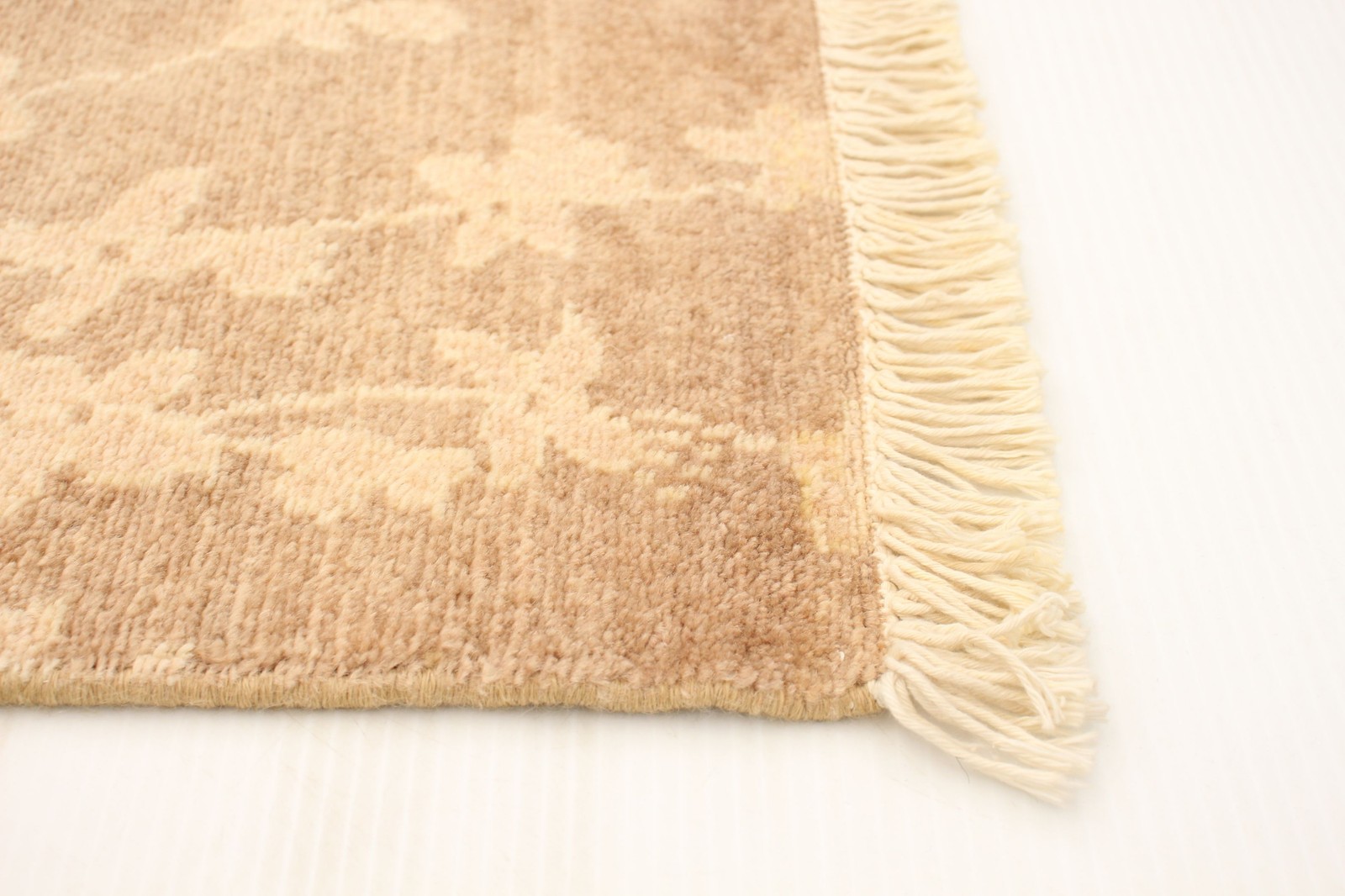 Hand Knotted Area Rug 4’5″ x 5’10” Traditional Oriental Wool Carpet