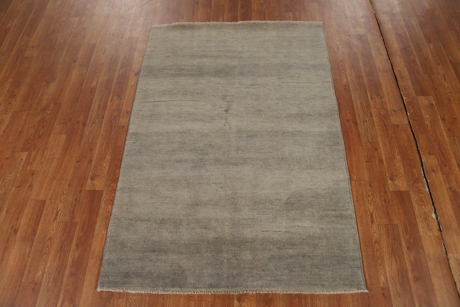 Versatile Gabbeh Solid Design Beige Wool Modern Foyer Rug Ideal for Any Room 3×5