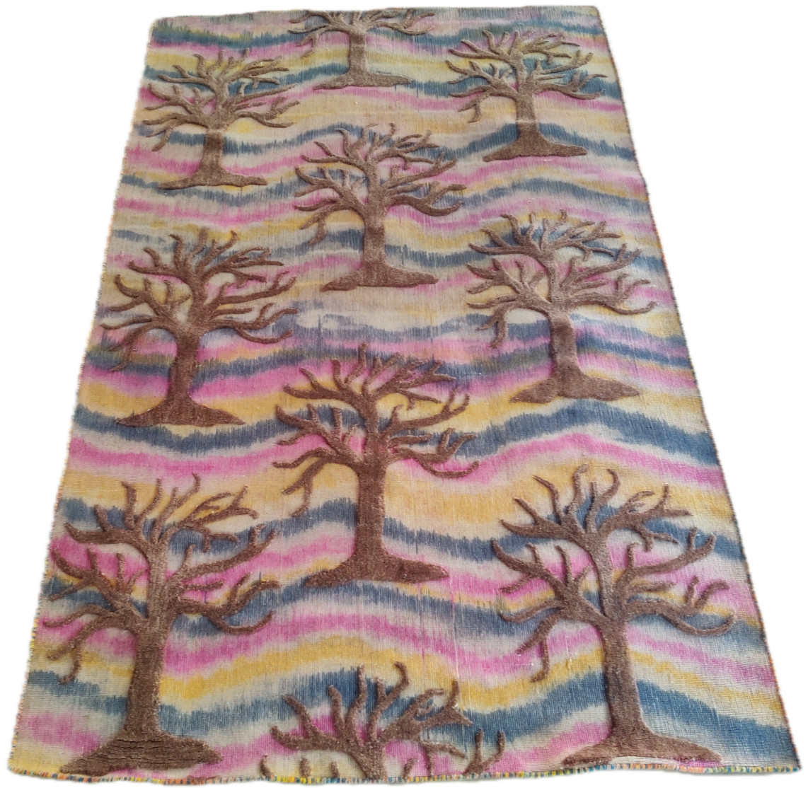 Pre-owned 5 x 8 ft Handmade woven Area Rug 100% Wool Multi Tree