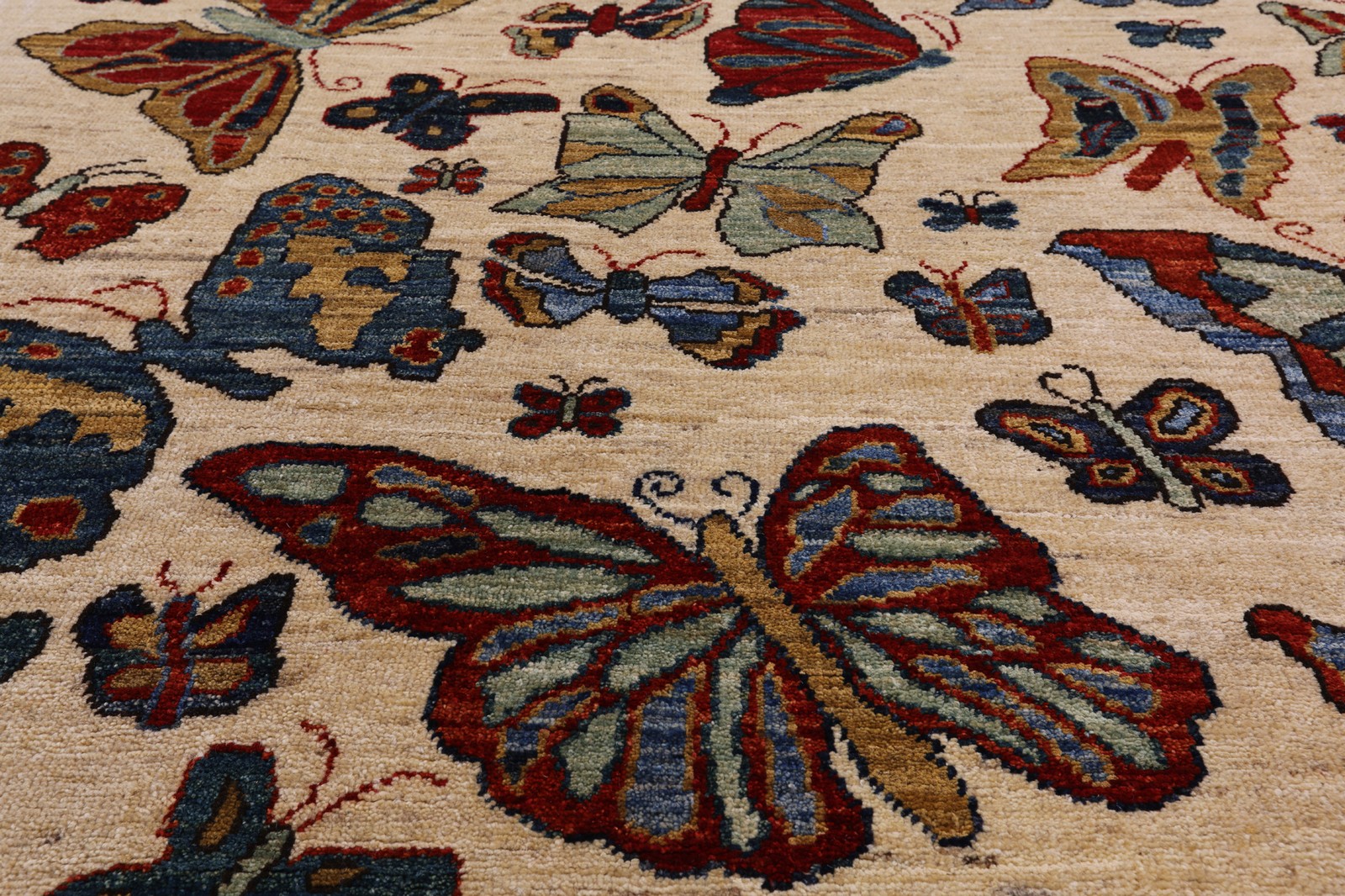 Butterflies Gabbeh Hand-Knotted Rug 5′ 7″ X 8′ 5″ – Q5161