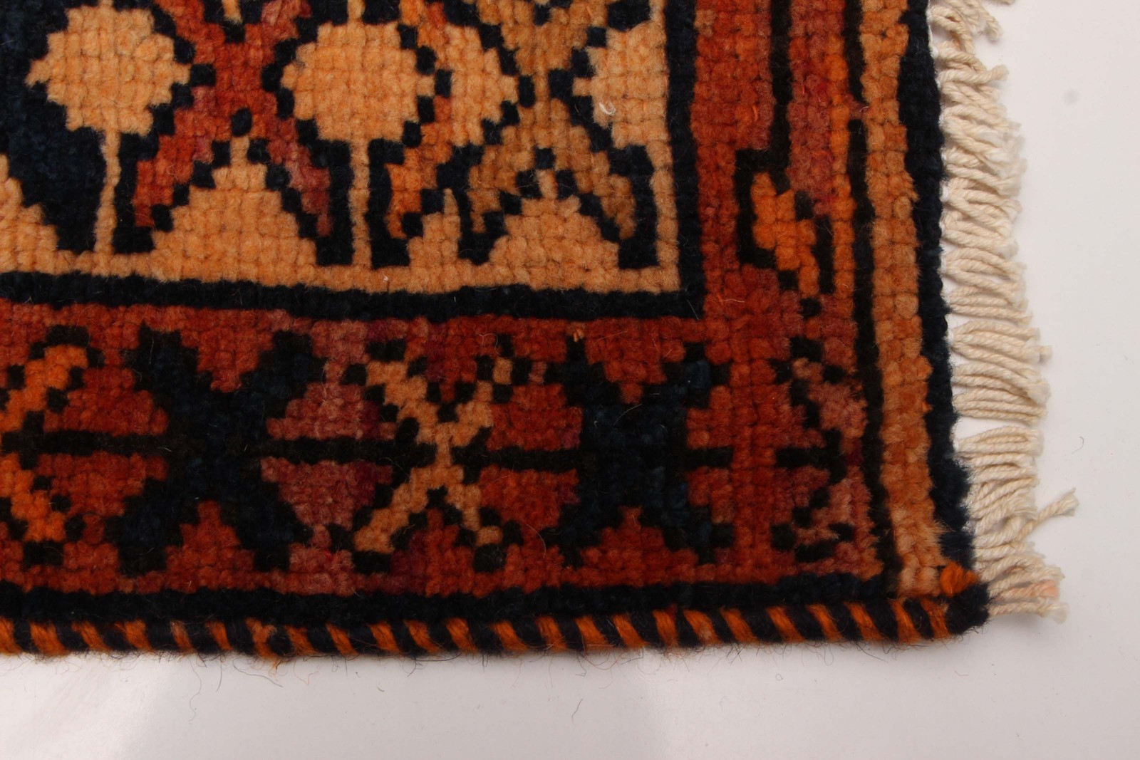 Vintage Hand-knotted Runner Rug 3’9″ x 12’2″ Traditional Oriental Wool Carpet