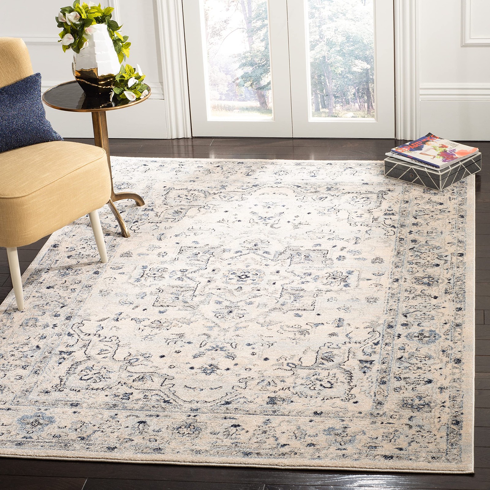 Charleston Collection Area Rug – 9′ x 12′, Ivory & Light Blue, Oriental Distr…