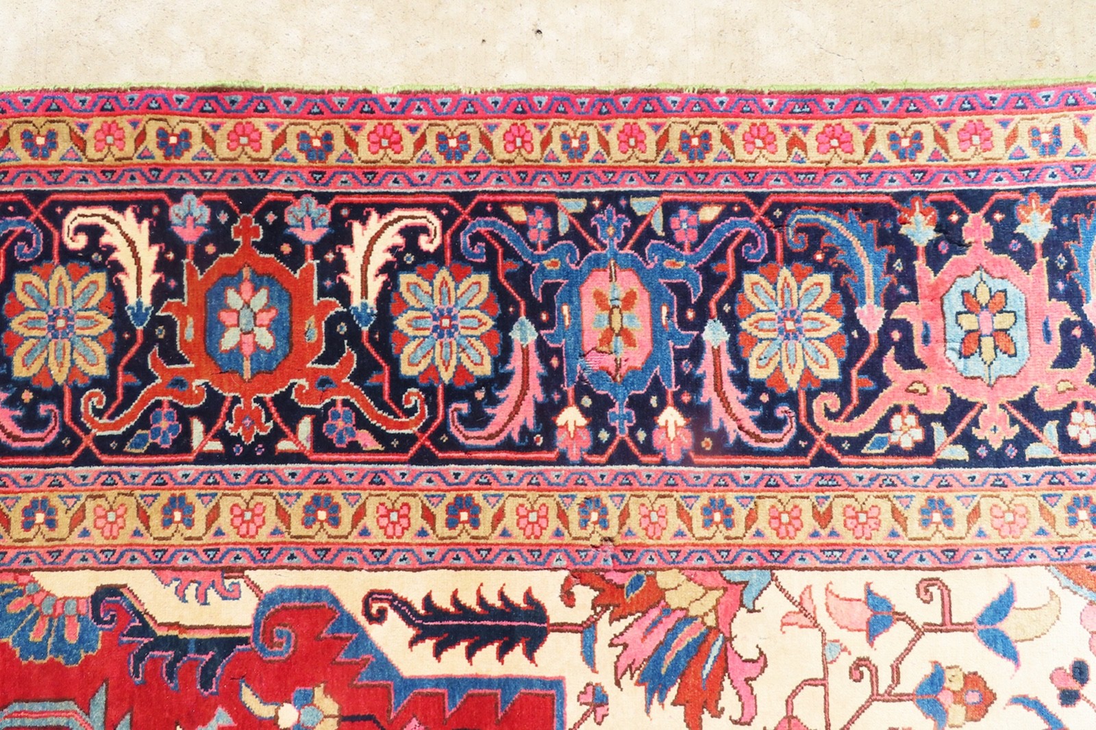 BOLD, DECORATIVE, PALACE SIZE, GEOMETRIC, 1950 LARGE 11X17 HERIZ/SERAPI RUG.