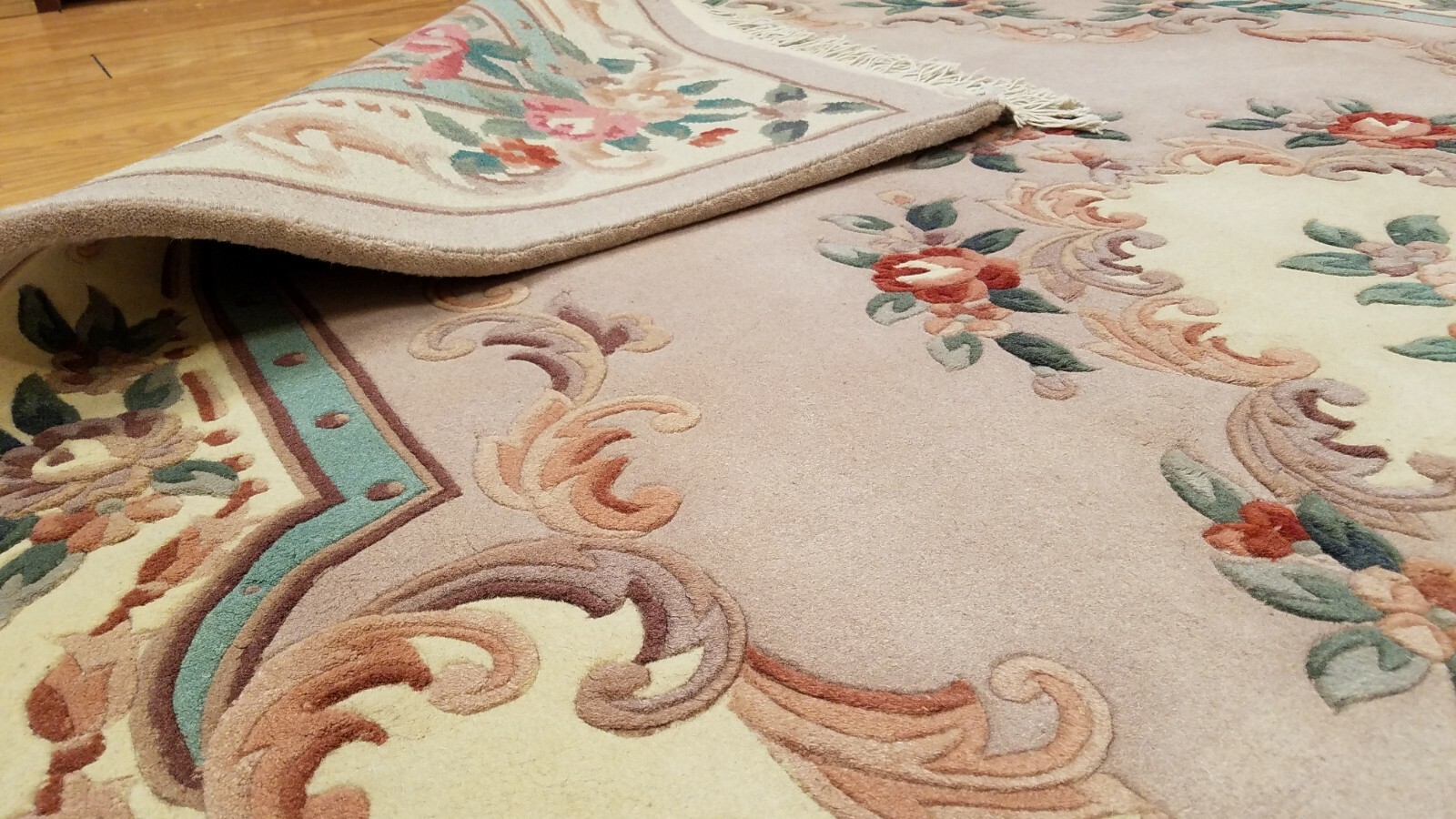 6 x 9 Hand Knotted French Aubusson 100% wool Area rug