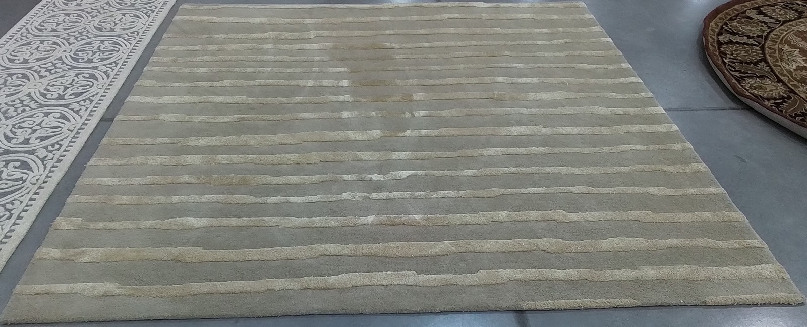 BEIGE / GOLD 8′-0″ x 8′-0″ Back Stain Rug, Reduced Price 1172792829 SOH519B-8SQ
