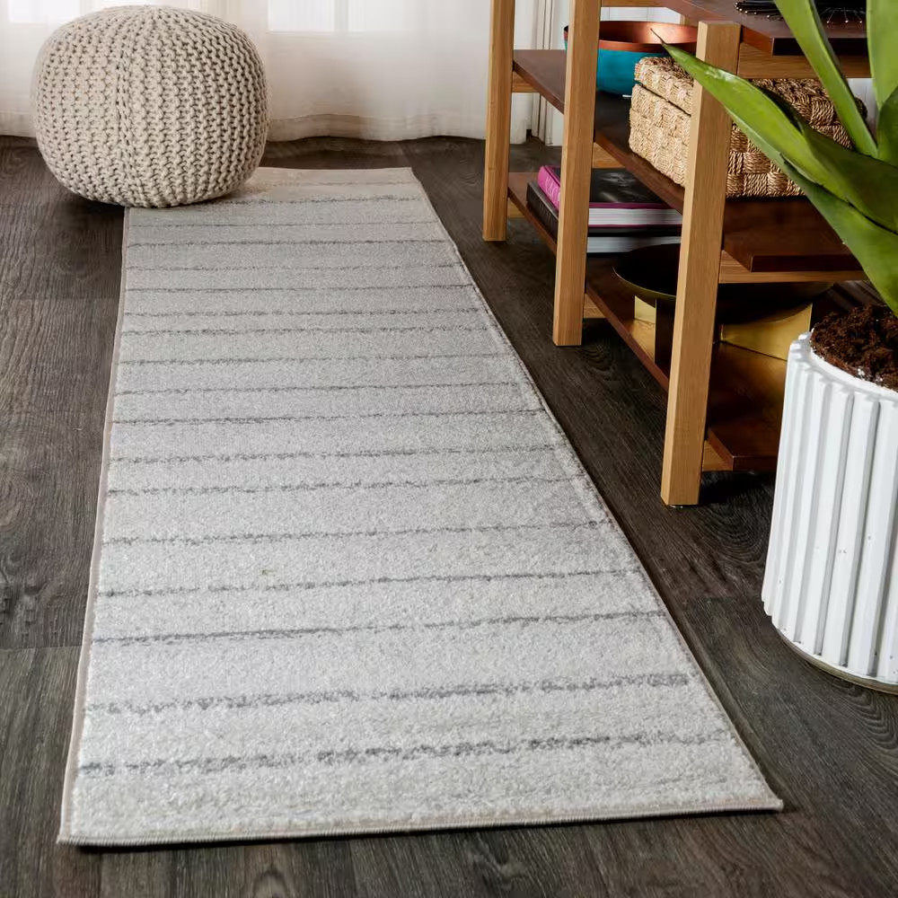 Williamsburg Minimalist Stripe Cream/Gray 2 Ft. X 8 Ft. Runner Rug