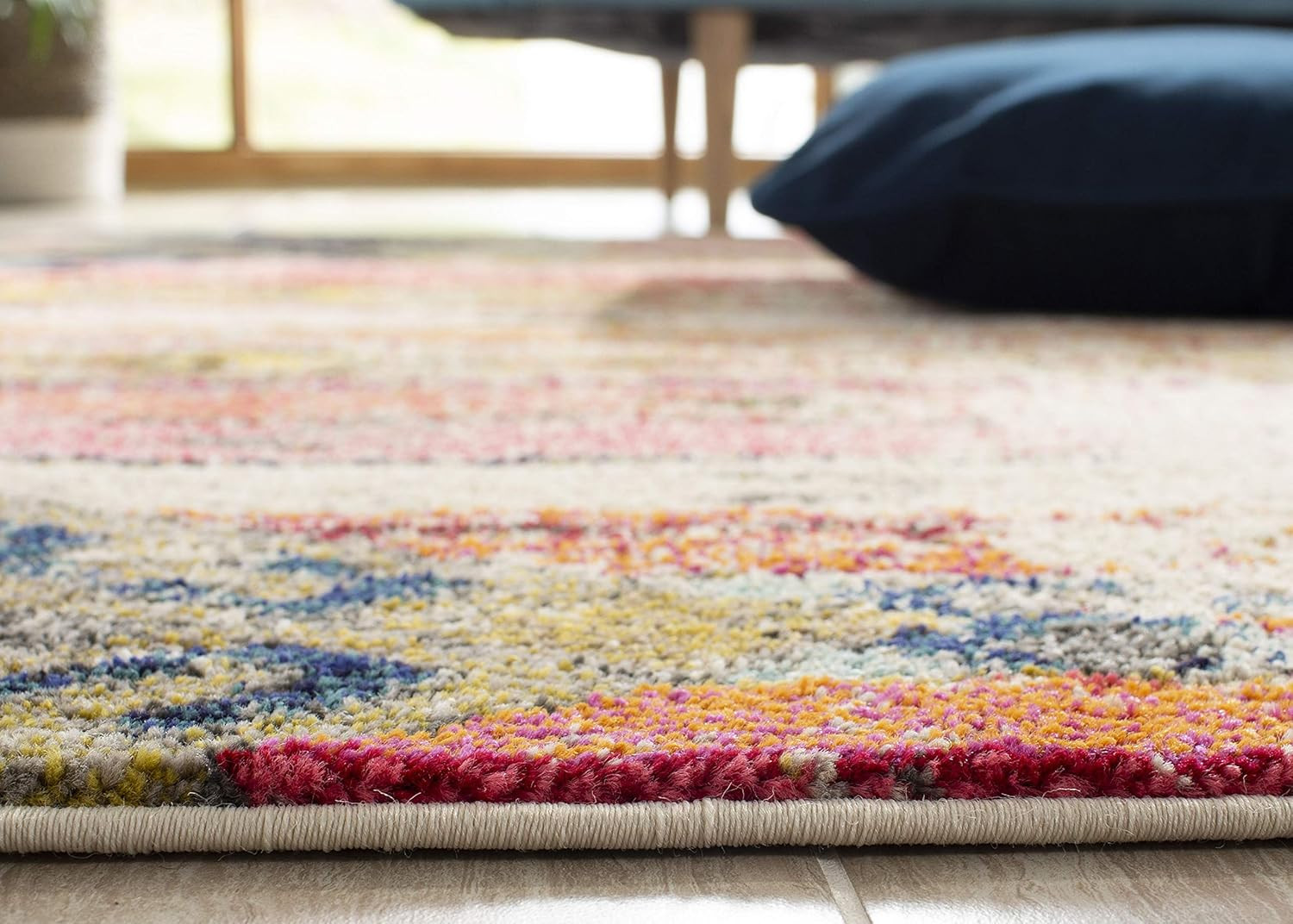 Monaco 6’7″ Round Area Rug – Light Grey Boho Chic, Non-Shedding, Easy Care