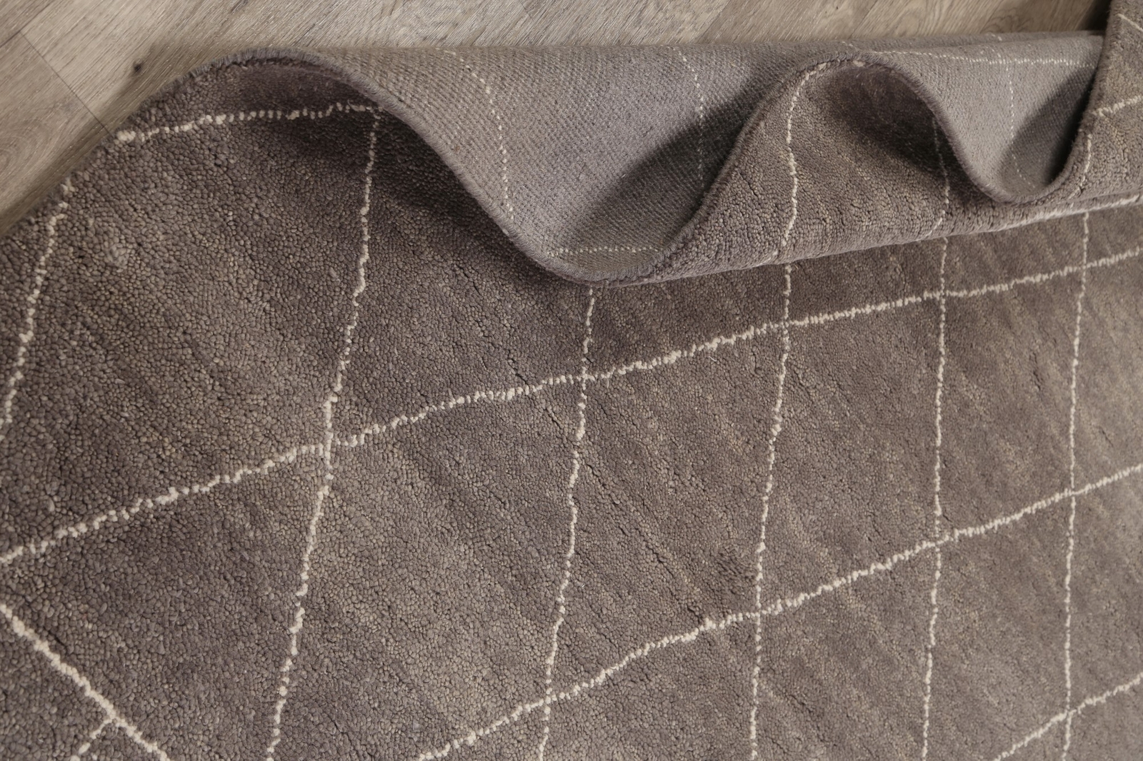 Artisan Luxury Hand-Knotted Wool Accent Rugs for Any Space Flooring 5×8 ft