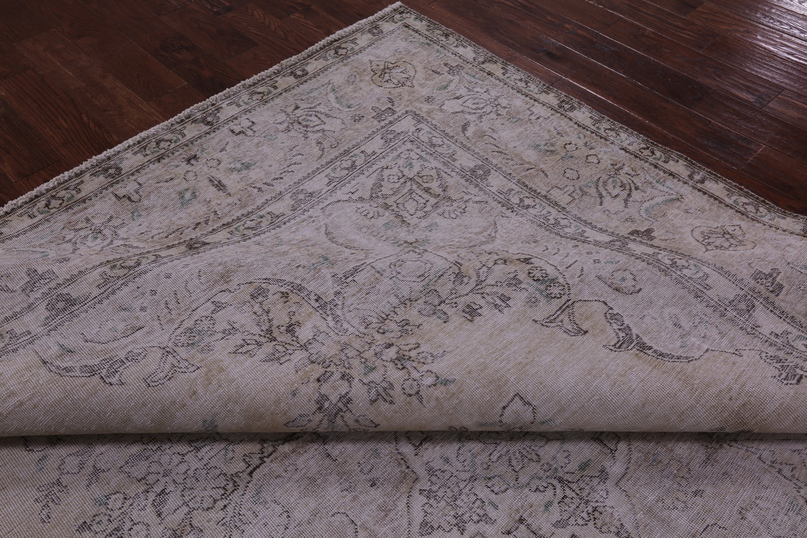Vintage White Wash Handmade Rug 9′ 9″ X 12′ 2″ – Q18502