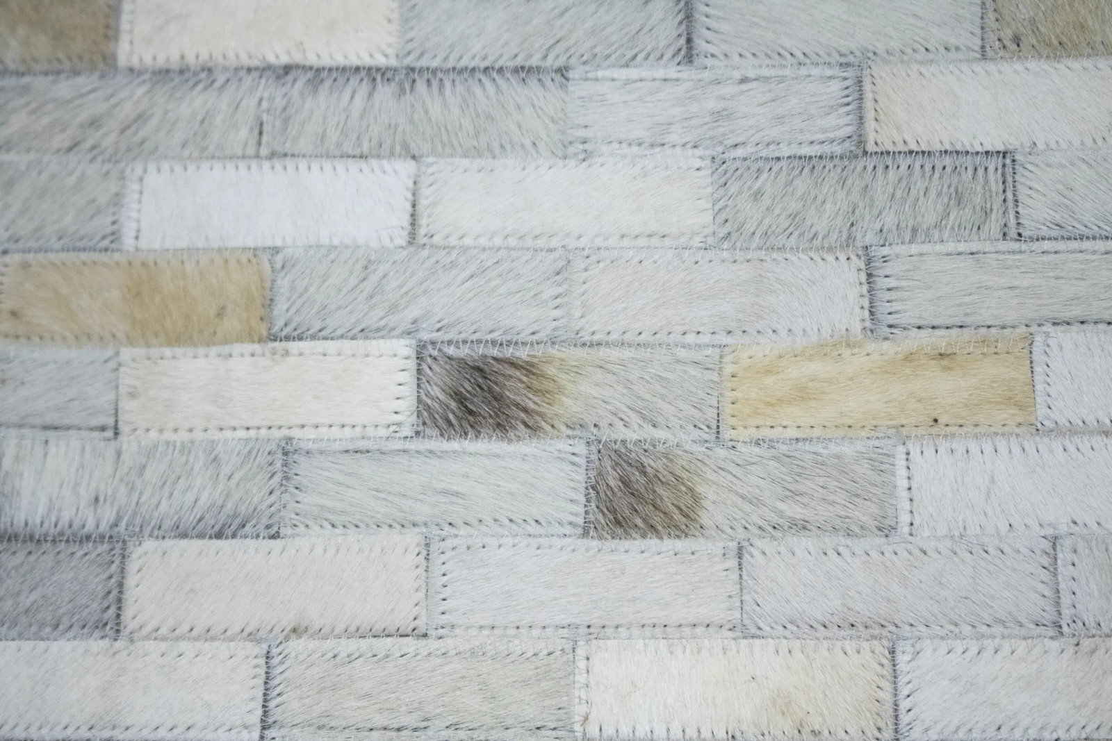 8X8 Hand-Crafted Beige and Brown Cowhide Leather Rug Round Modern Carpet