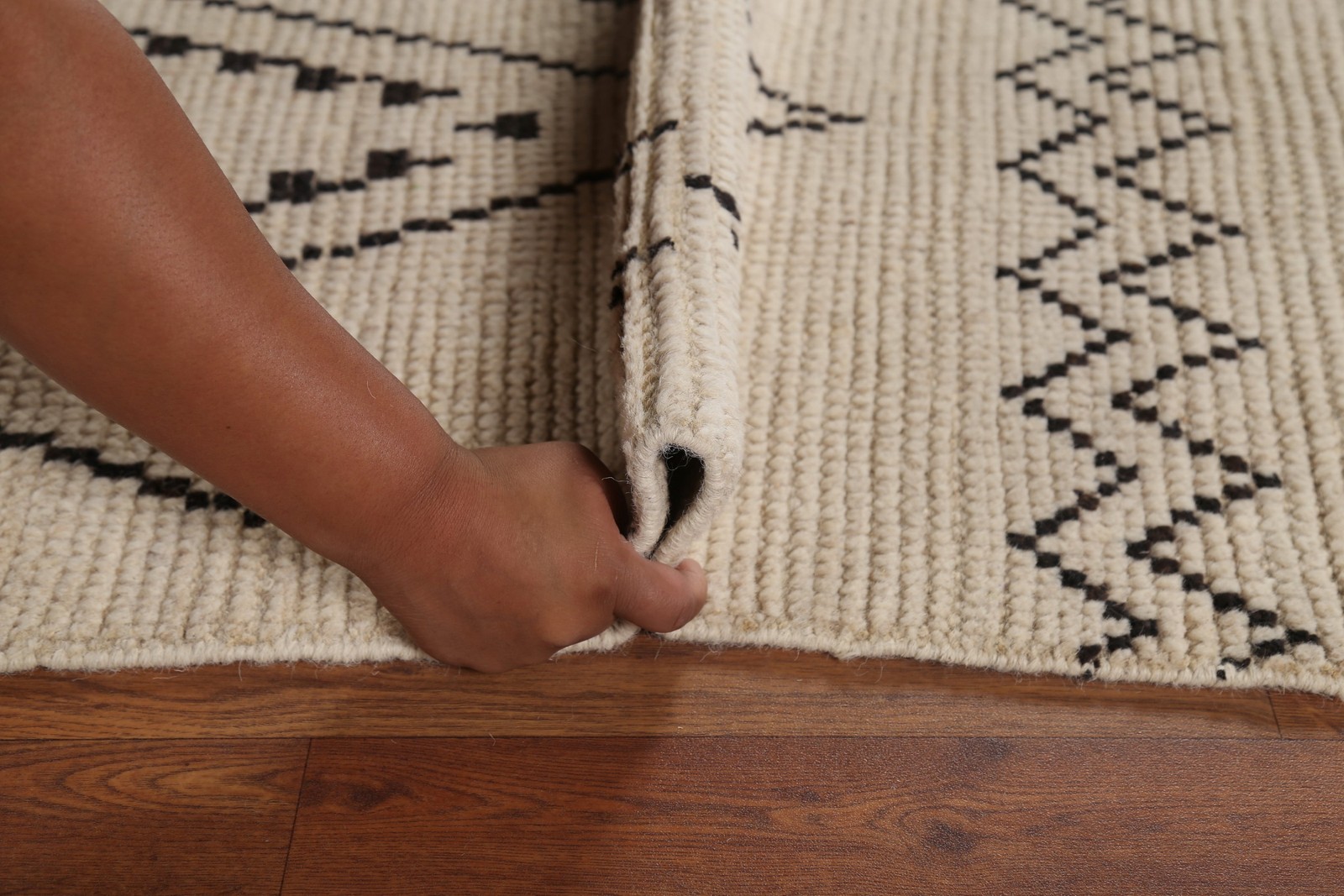 Handmade Ivory Moroccan Rug 6×9 Ft Oriental Living Room Area Rug Wool Carpet