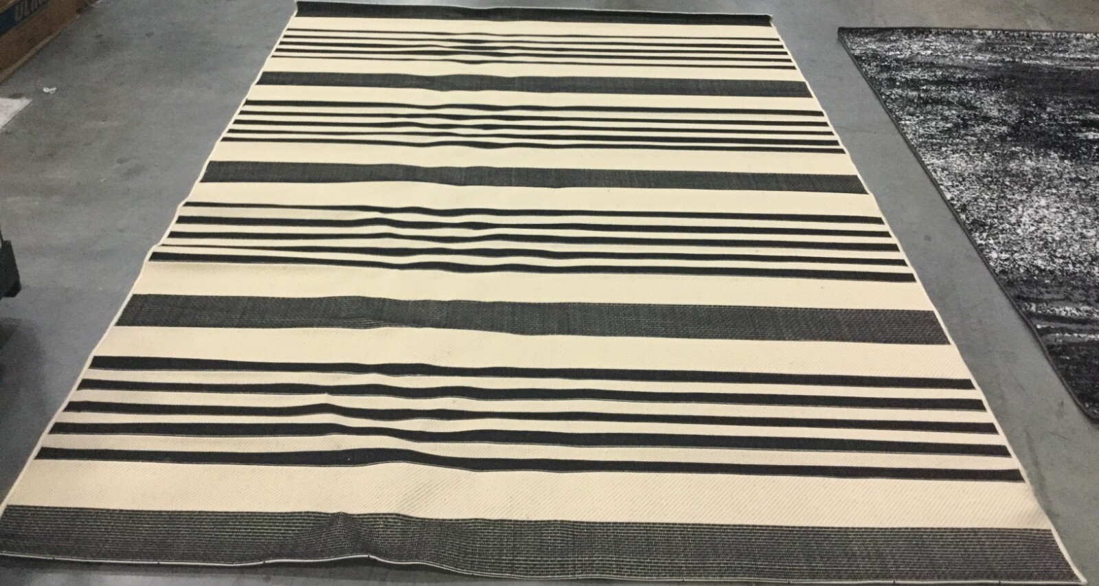 BLACK / BONE 6′-7″ X 9′-6″ Damaged Rug, Reduced Price 1172642393 CY6062-216-6