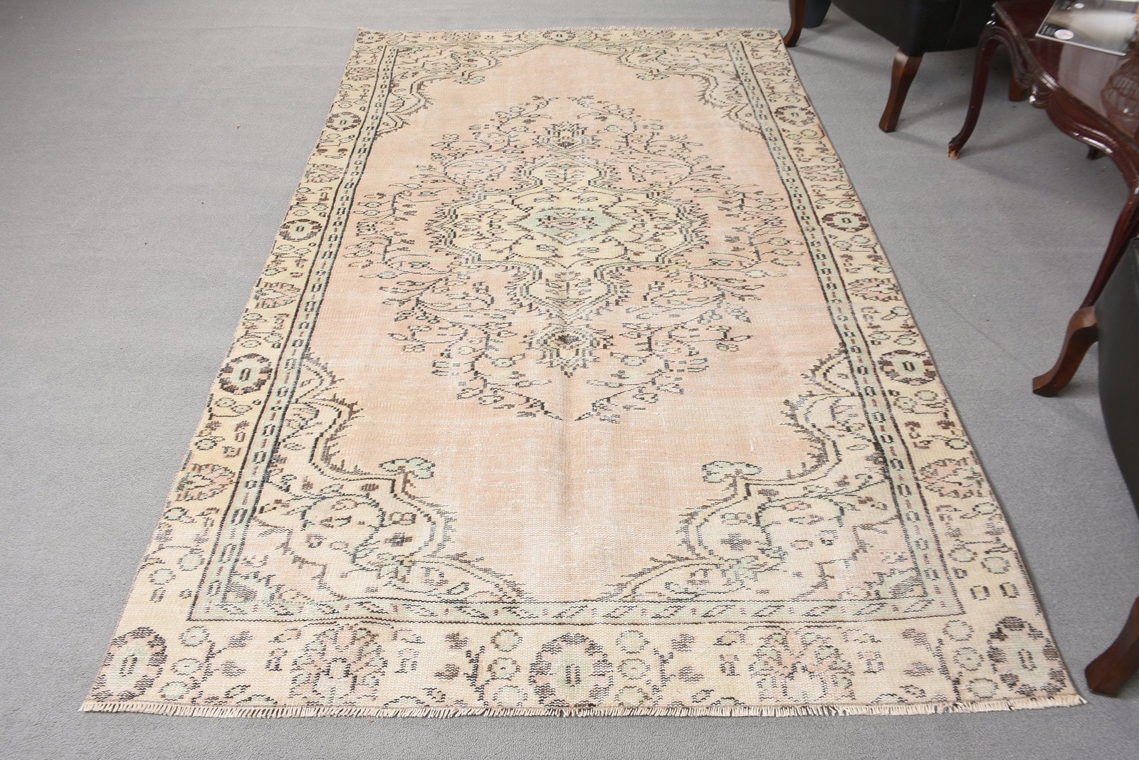 Vintage Turkish Rug, 5,1×8,6 ft Rug, White Large Plants & trees Rug