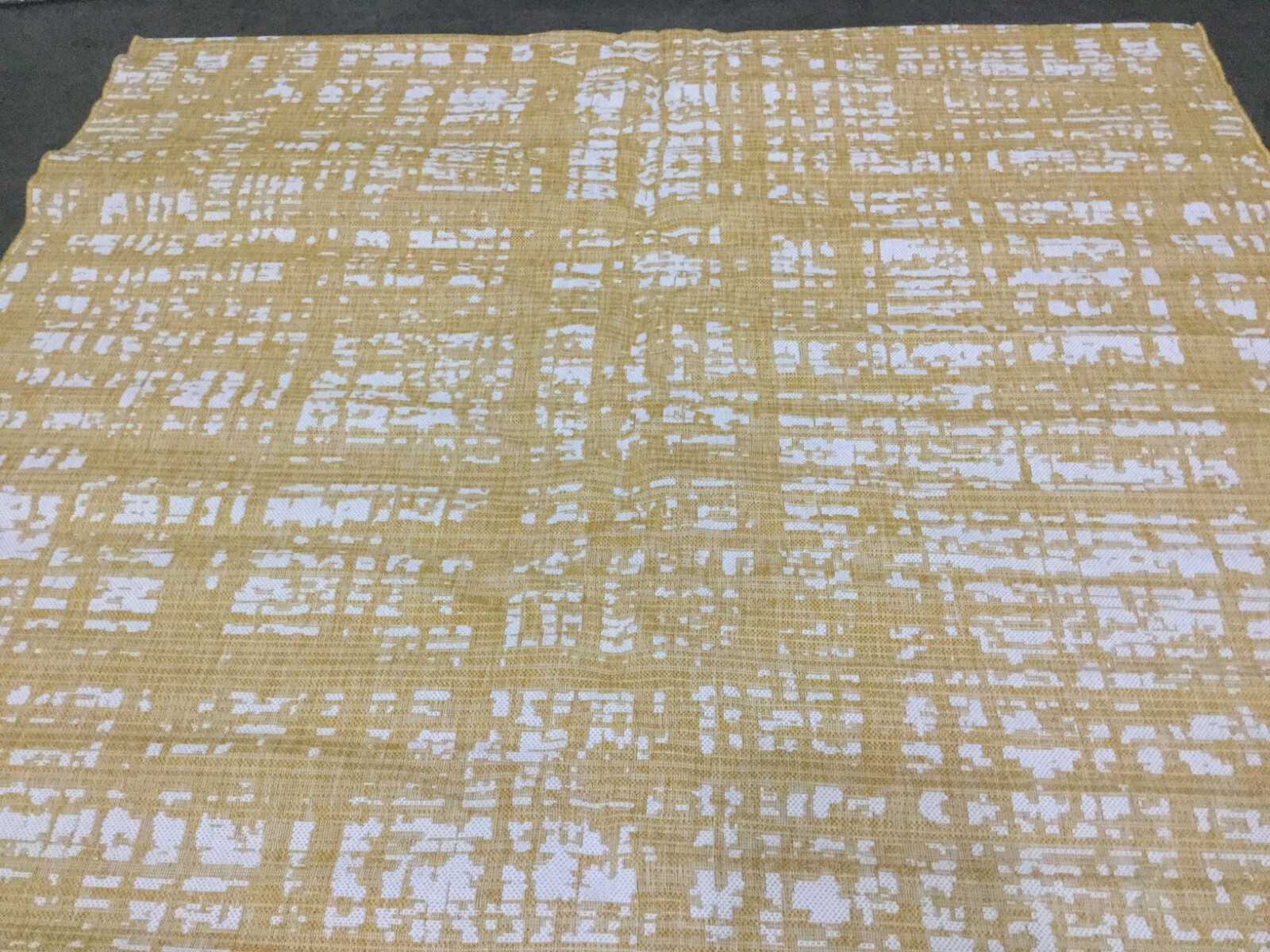 GOLD / IVORY 8′ X 10′ Flaw in Rug, Reduced Price 1172663195 CY8451-56021-810
