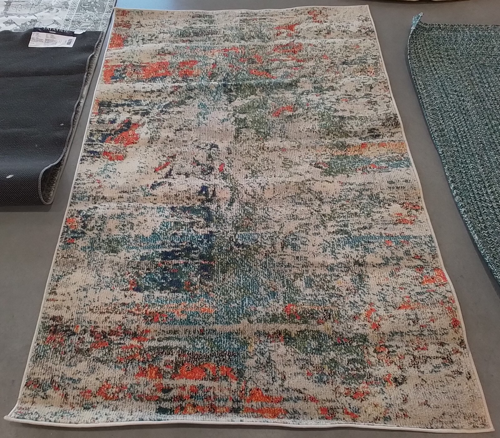 GREEN / RUST 4′-0″ x 6′-0″ Flaw in Rug, Reduced Price 1172775729 MAD478Y-4