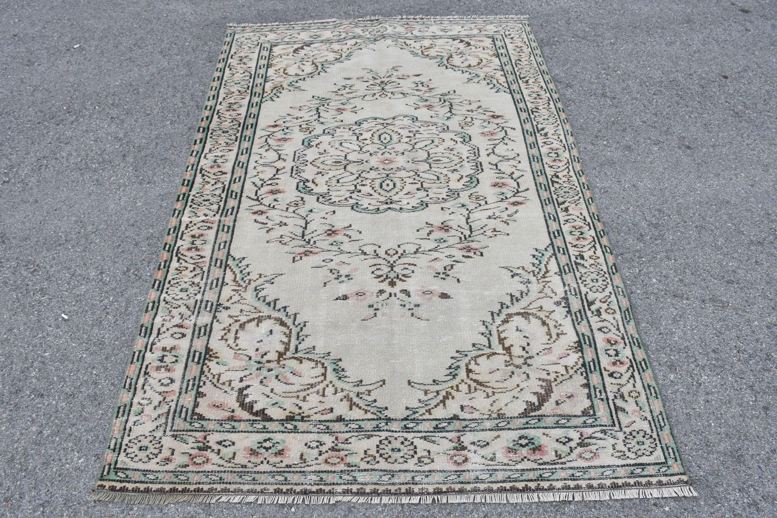 Vintage Rug, 4,9×7,8 ft Area Turkish Rug, White Green Ombré Rug