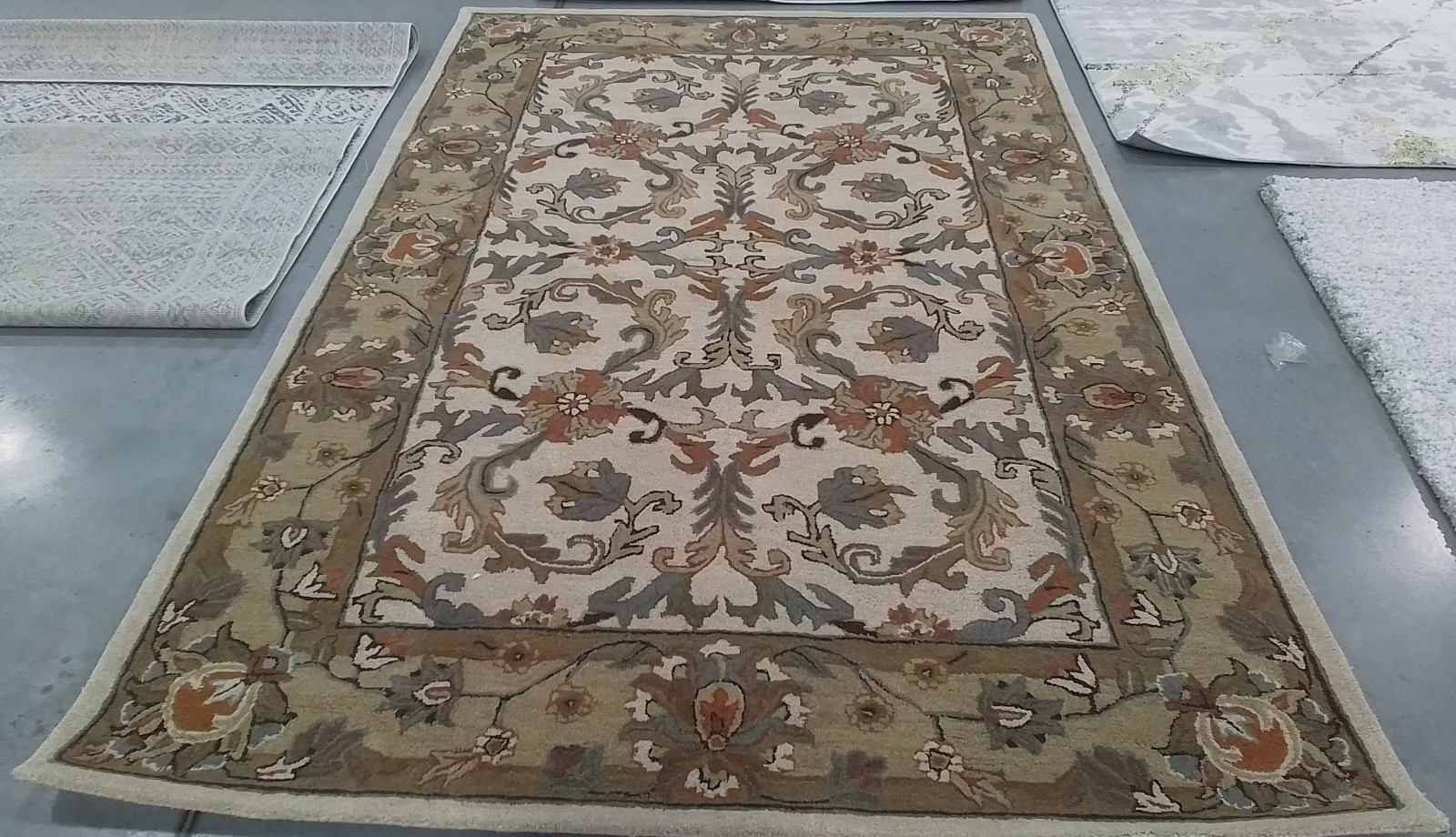 BEIGE / GOLD 6′-0″ x 9′-0″ Back Stain Rug, Reduced Price 1172779135 HG967A-6