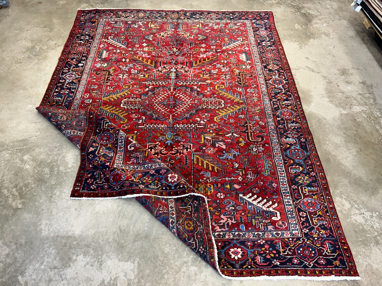 8’2″x10’11” Collector Antique 100% Wool Pile Herize Rug