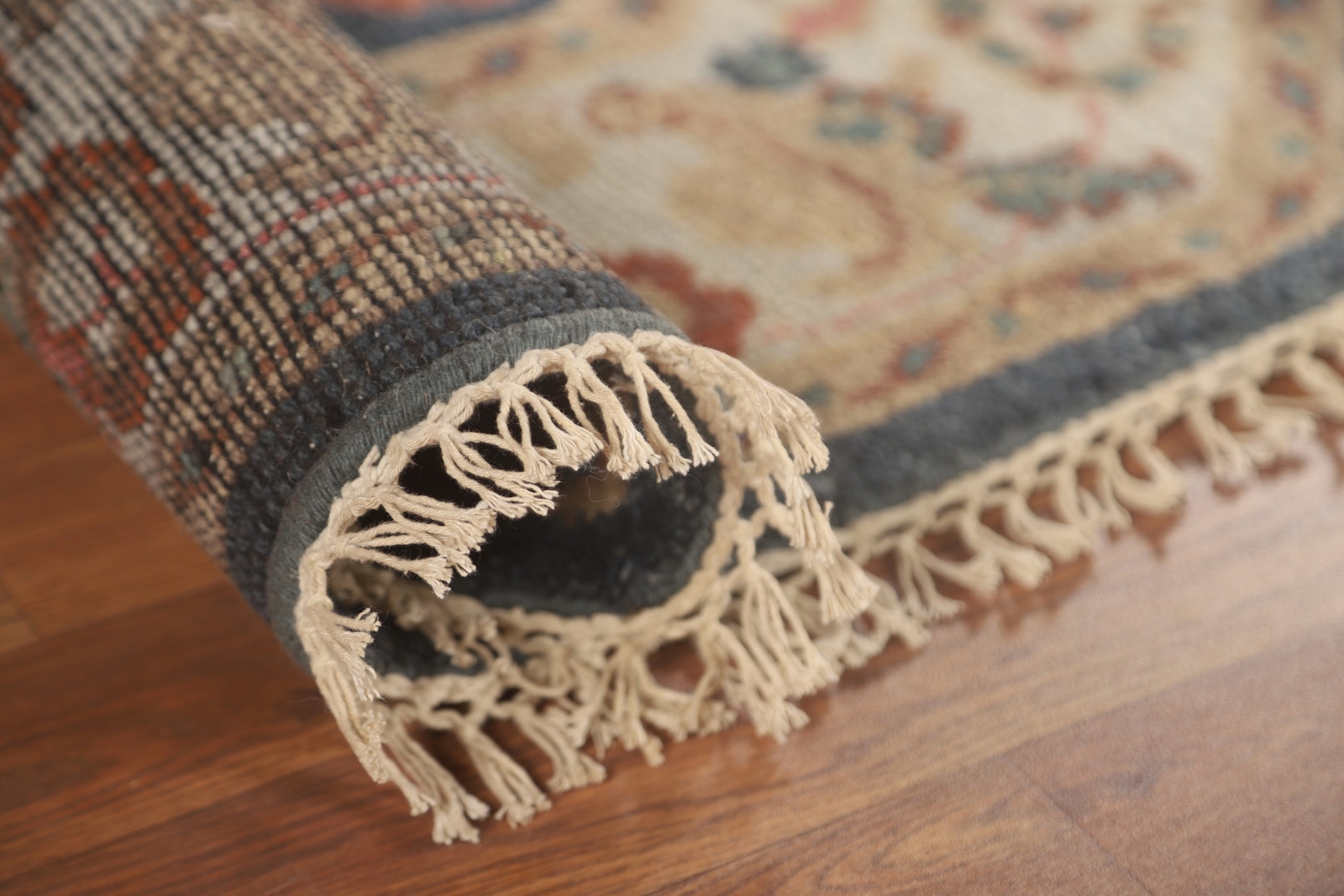 Floral Navy Blue/ Ivory Heriz Serapi Octagon Rug 6’x6′ Wool Hand-knotted Carpet