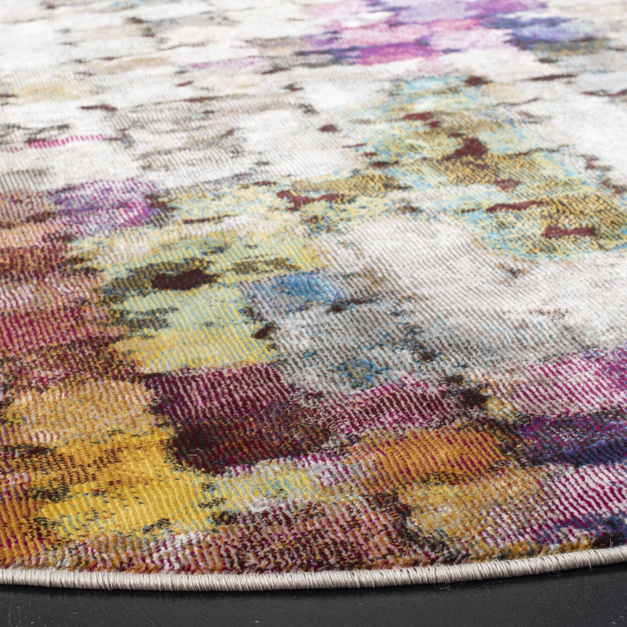 SAFAVIEH Aria Collection ARA168A Cream / Rust Rug