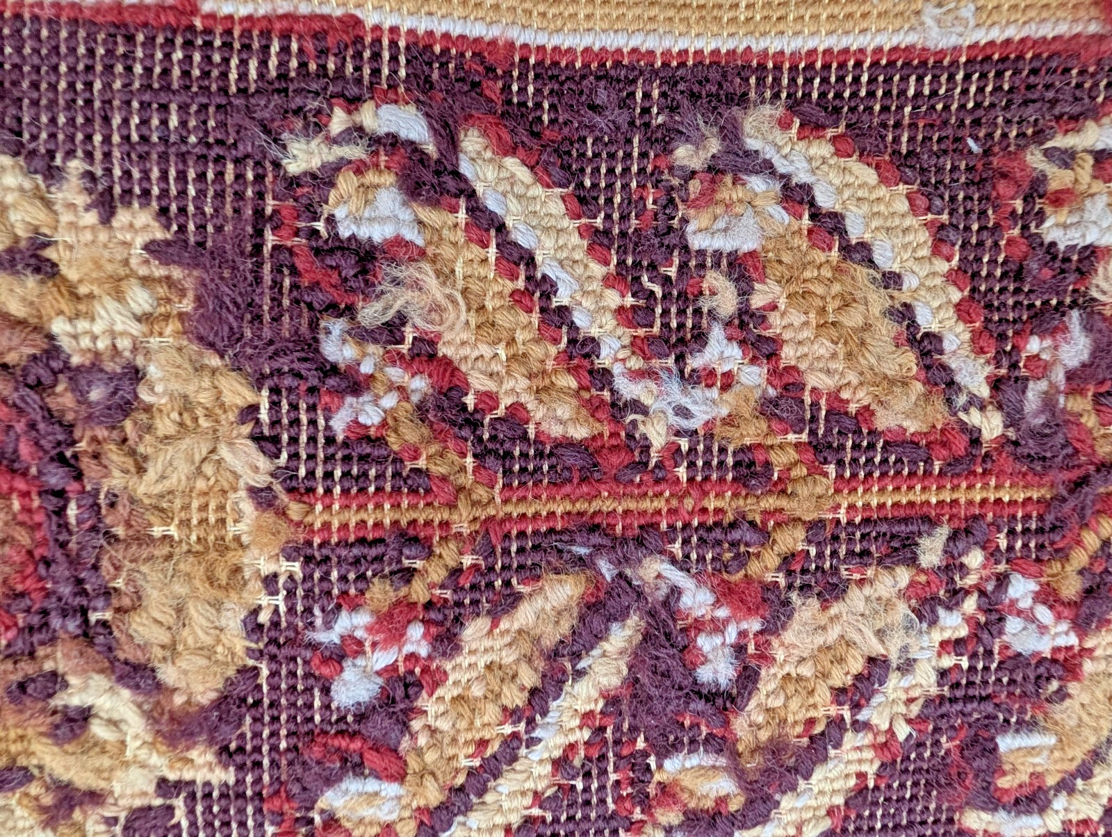 amazing vintage French Aubusson hand knotted medallion Needlepoint wool Rug 9×12
