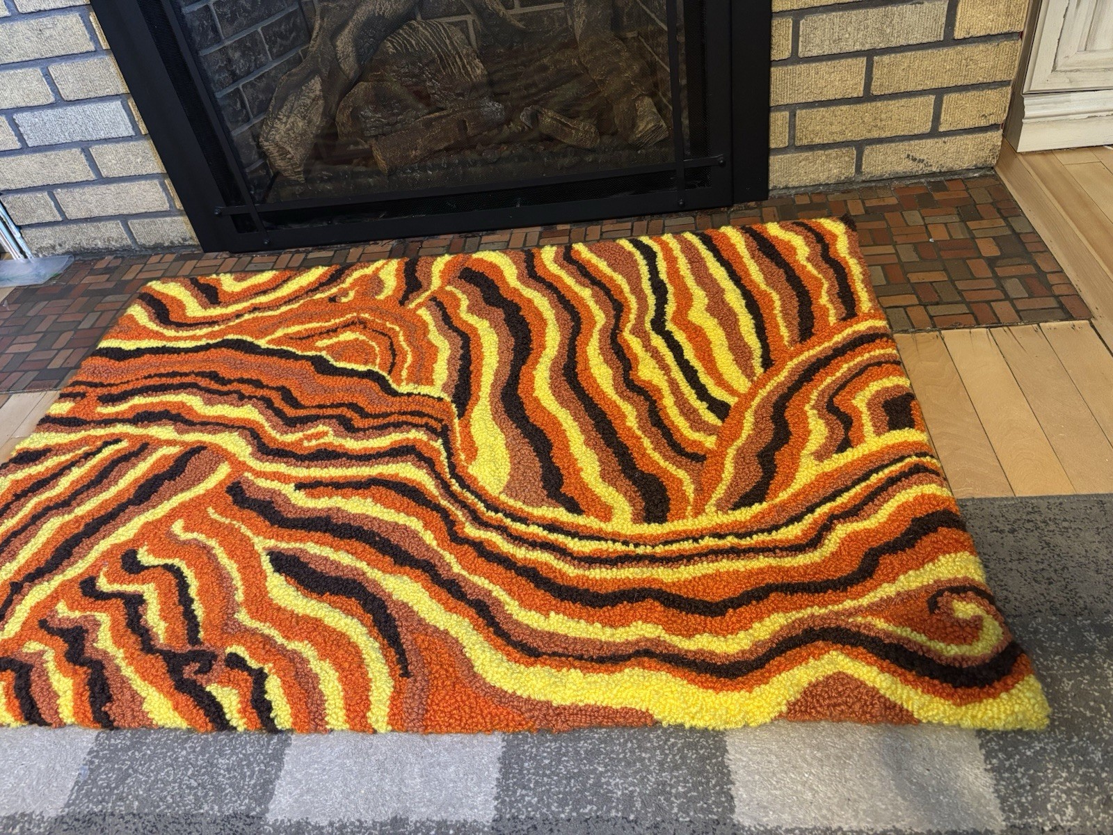 Handmade Woven Rug Groovy 70s 80s Retro Vintage Hippie Orange Yellow Brown Swirl