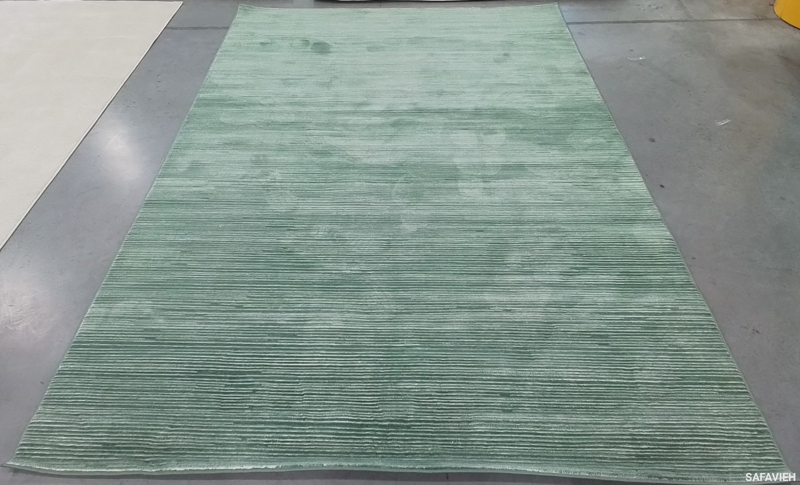 LIGHT GREEN 6′-0″ x 9′-0″ Back Stain Rug, Reduced Price 1172776458 VSN606X-6