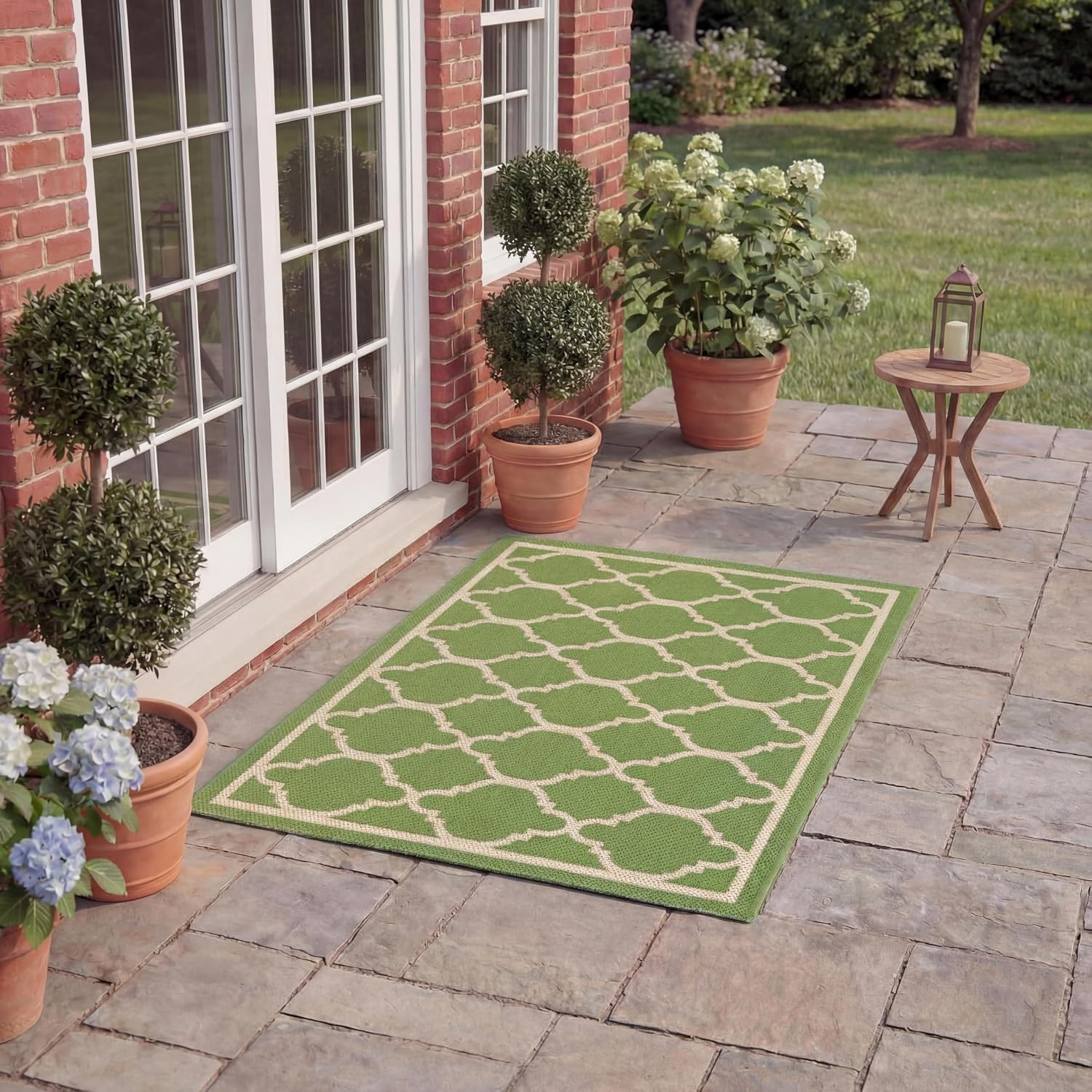 SAFAVIEH Washable Rug Outdoor Courtyard Collection – 2′ X 3’7″, Green & Beige, N