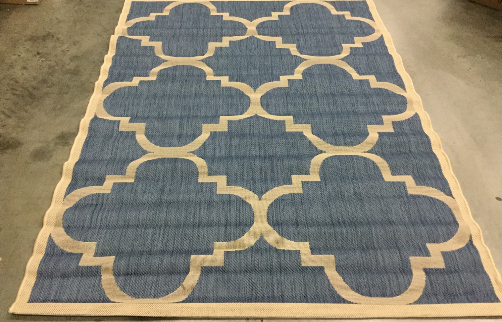 BLUE / BEIGE 5′-3″ X 7′-7″ Flaw in Rug, Reduced Price 1172654278 CY6243-243-5
