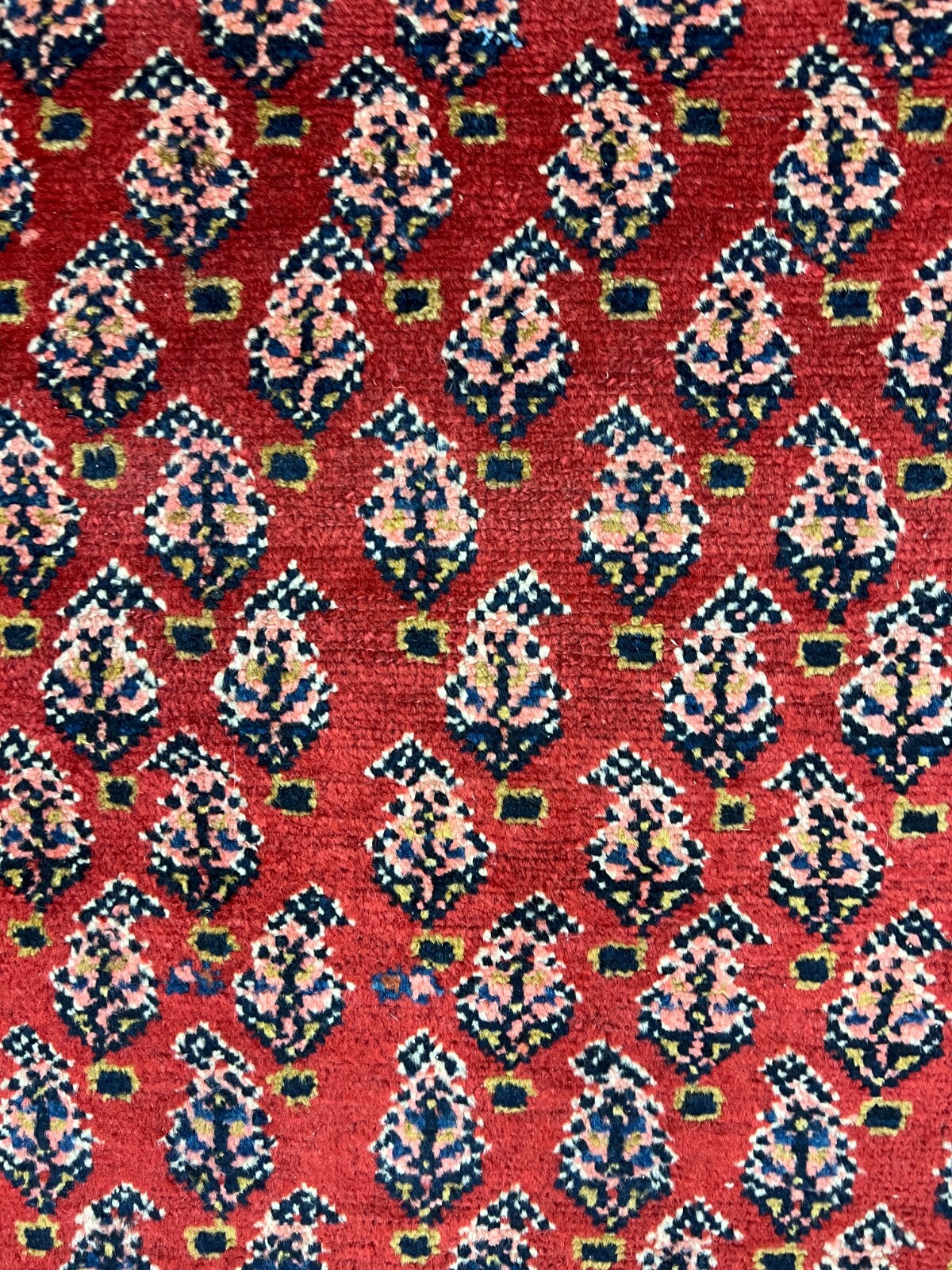 4’3″ x 6’7″ Turkish Oriental Rug – 1950s – 100% Wool – Hand Made