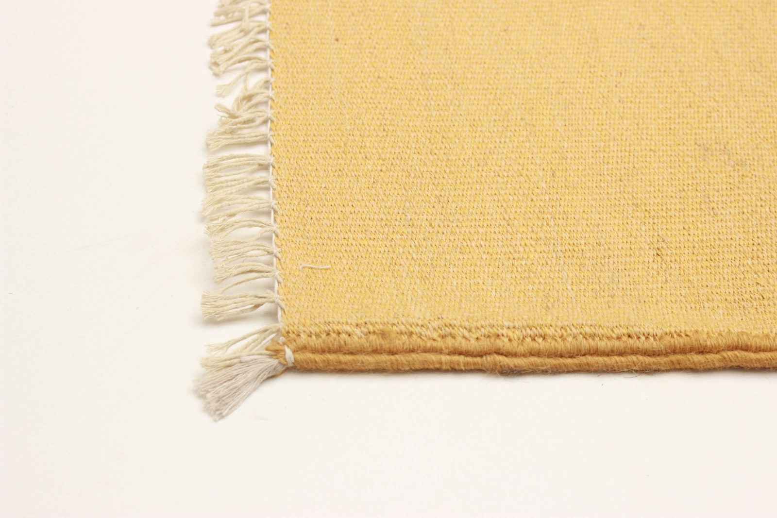 Vintage Hand Woven Area Rug 5’9″ x 8’5″ Traditional Wool Oriental Carpet