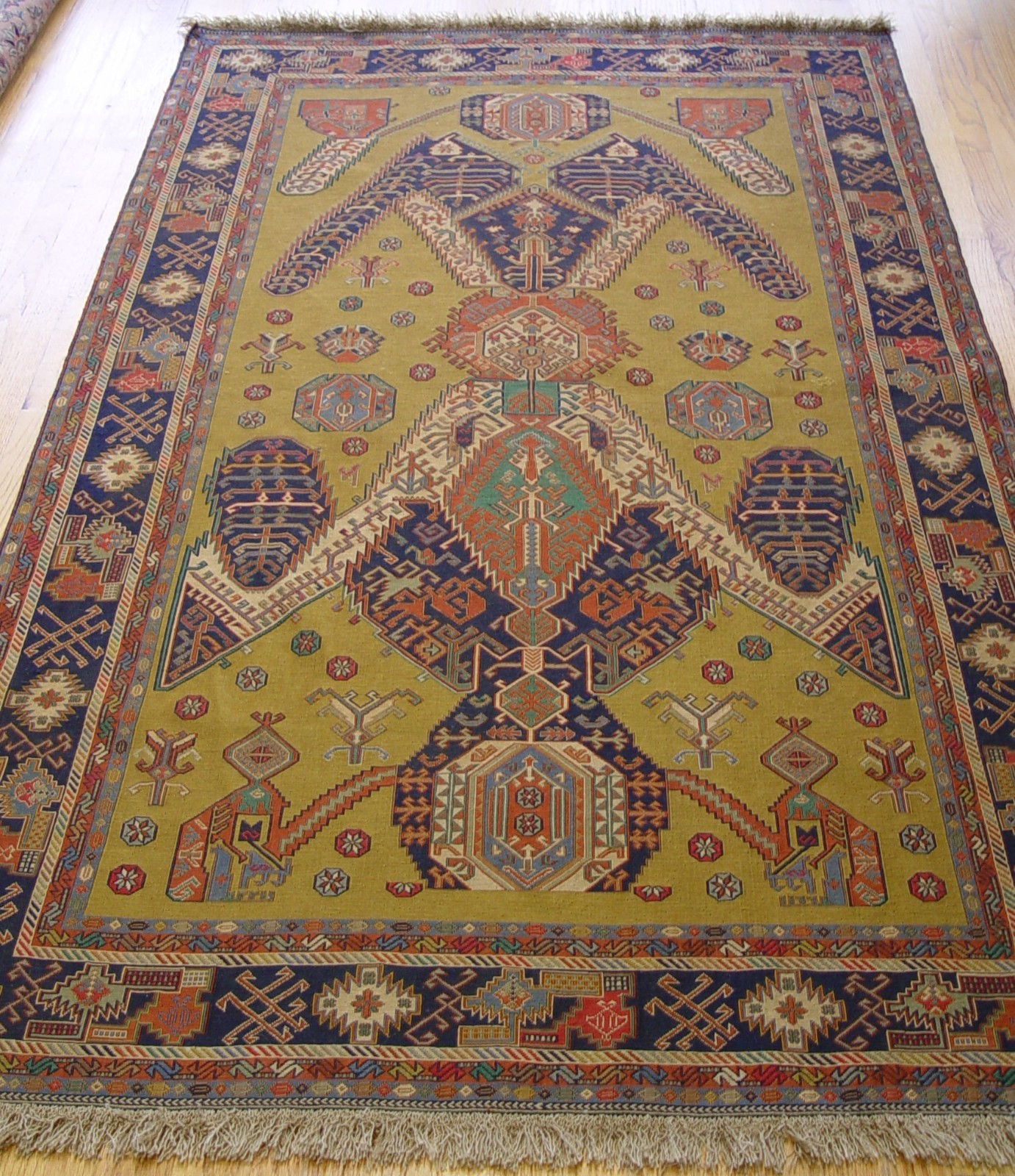 4’4″x7′ Handmade Sumac Kilim Flat Woven 100% Wool Veg. Dyes Dragon Design Rug
