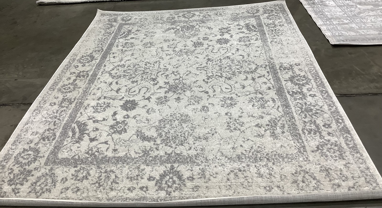 IVORY / SILVER 8′-0″ x 10′-0″ Back Stain Rug, Reduced Price 1172681811 ADR109C-8