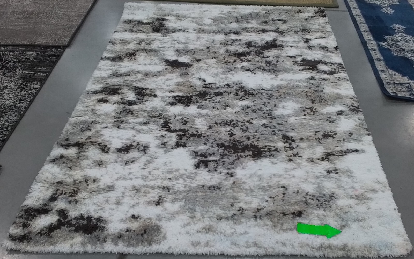 IVORY / GREY 5′-3″ x 7′-6″ Stained Rug, Reduced Price 1172769045 BER272A-5