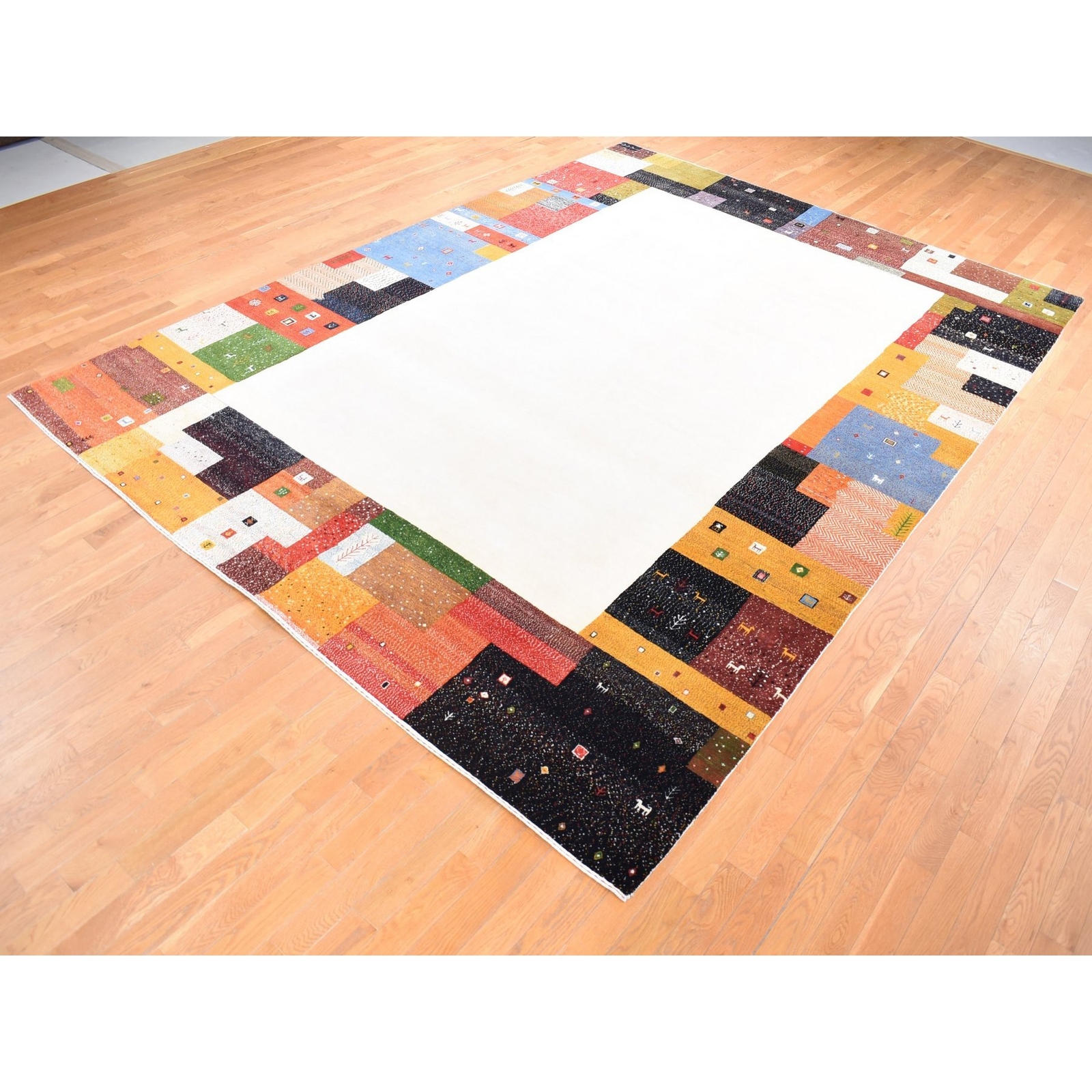 9’8″x13’5″ Ivory Folk Art Lori Buft Gabbeh Design Wool Hand Knotted Rug R80646
