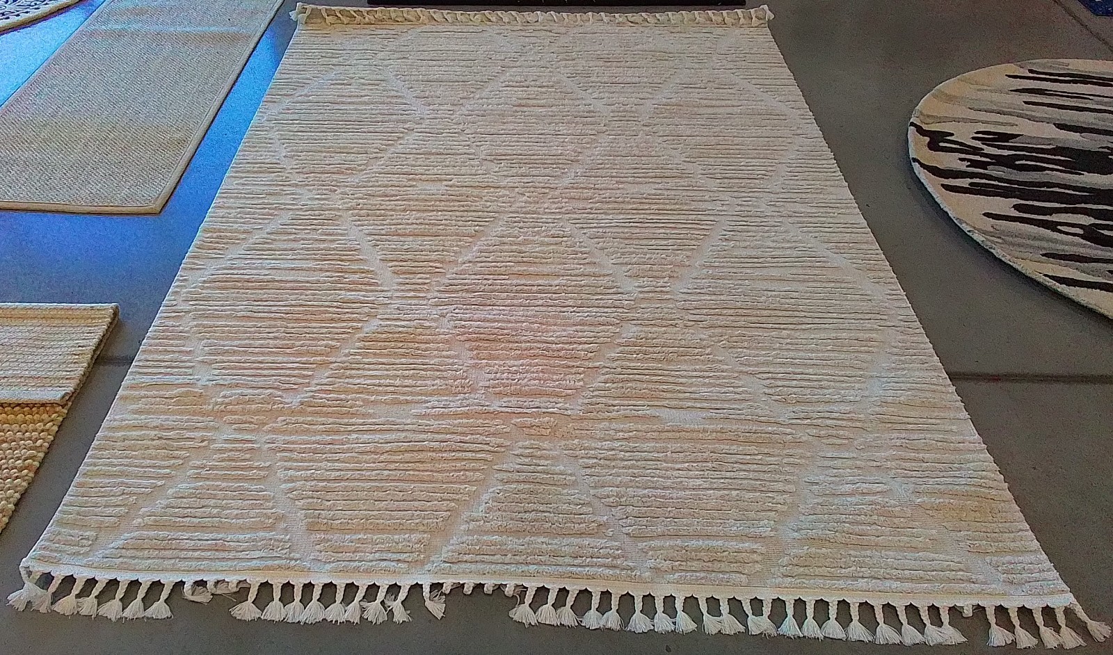 BEIGE 6′-6″ x 9′-0″ Back Stain Rug, Reduced Price 1172780546 MRK517C-6