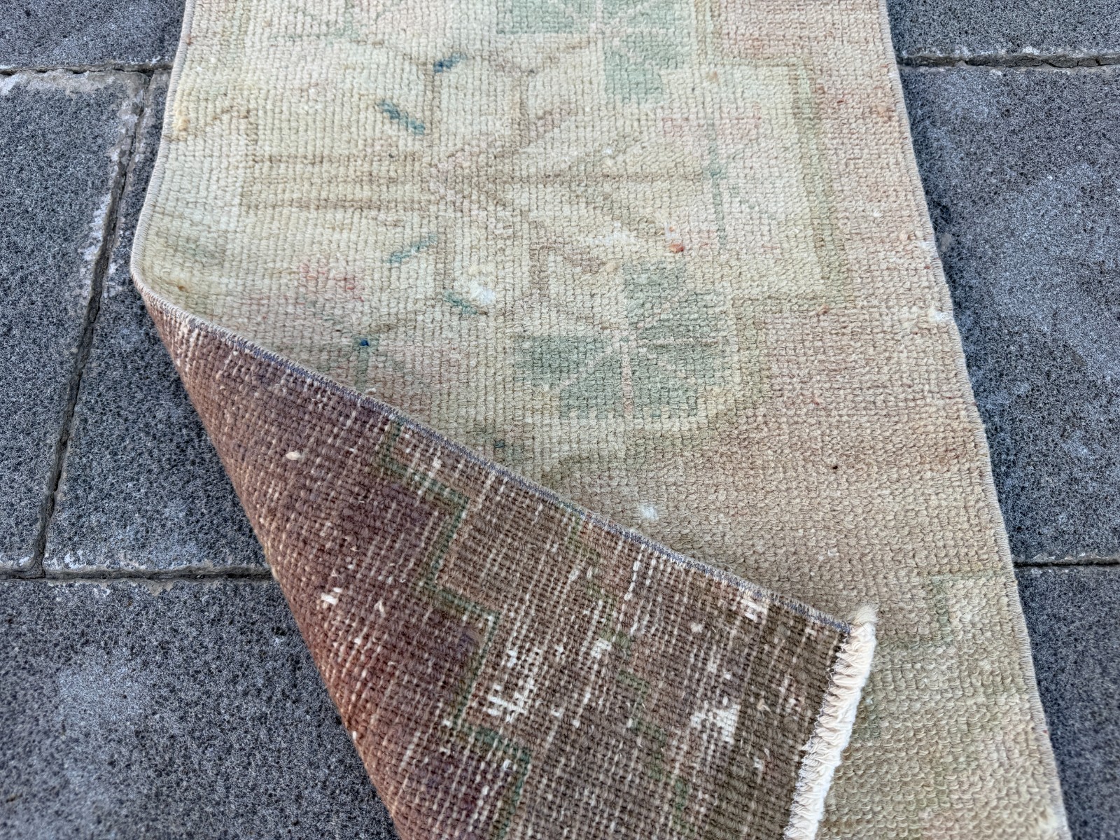 Vintage Oushak Rug 1.4×3 ft Muted Beige Turkish Accent Rug Pastel Sage Boho Mat