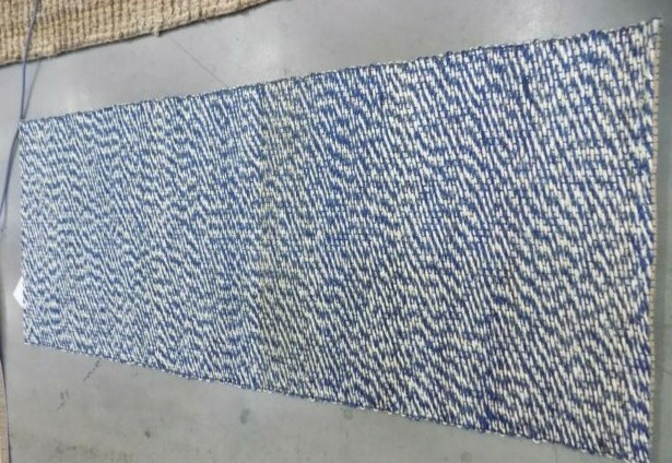BLUE / IVORY 2′-6″ X 6′ Loose Threads Rug, Reduced Price 1172566872 NF448C-26