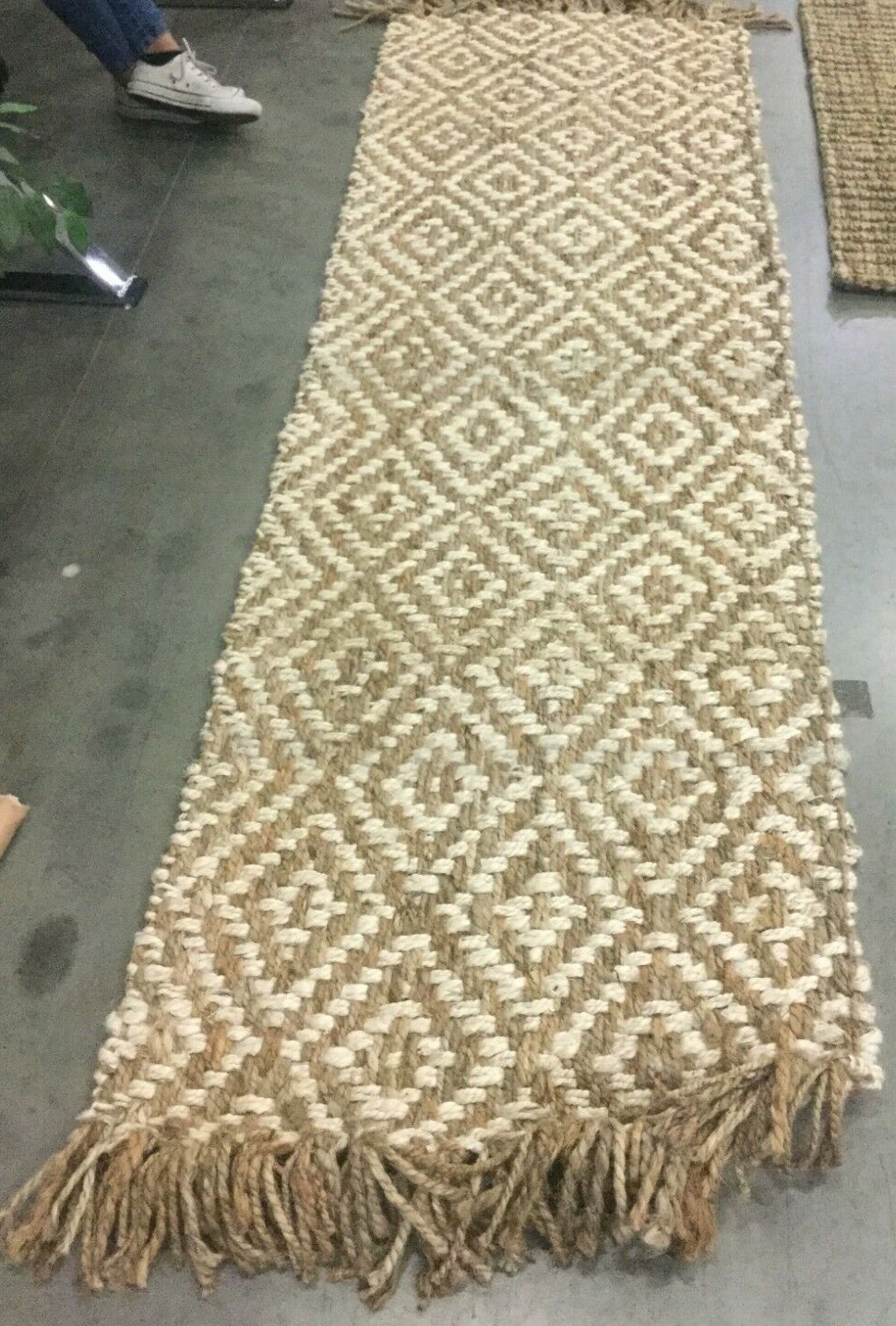IVORY 2′-6″ X 8′ Pulled Threads Rug, Reduced Price 1172642977 NF450A-28