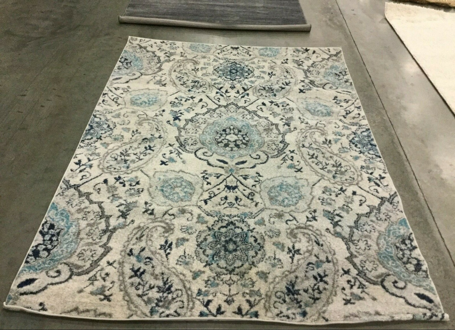CREAM / GREY 5′-1″ X 7′-6″ Back Stain Rug, Reduced Price 1172646668 MAD600C-5