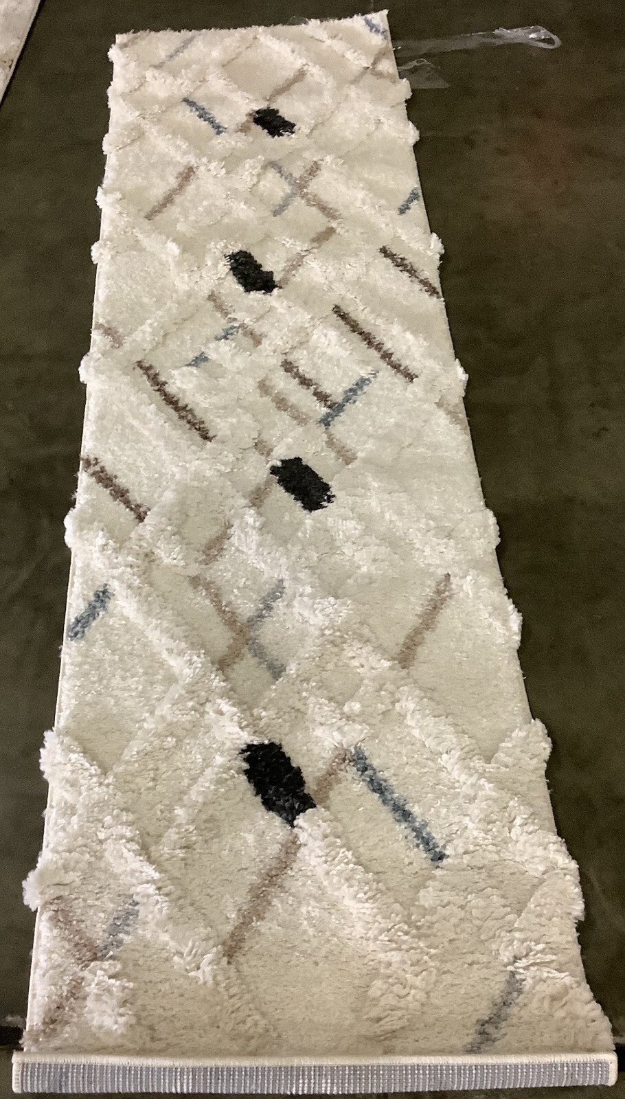 LIGHT BEIGE / BEIGE 2′-2″ X 8′ Flaw in Rug, Reduced Price 1172663628 HLS210B-28