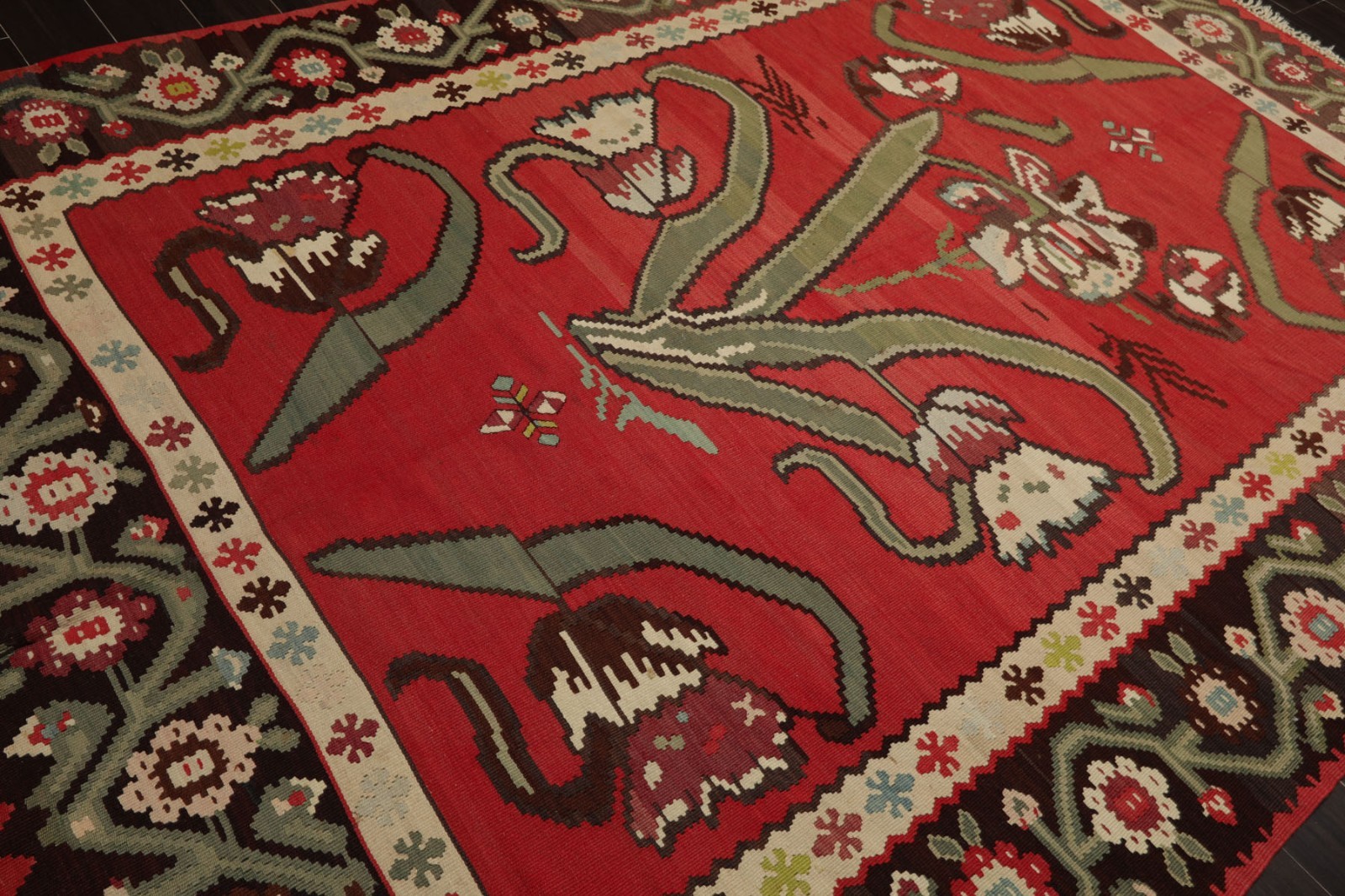 6’9”x10′ Hand Woven Wool Raspberry Kilim Vintage Turkish Vegetable dyes Rug